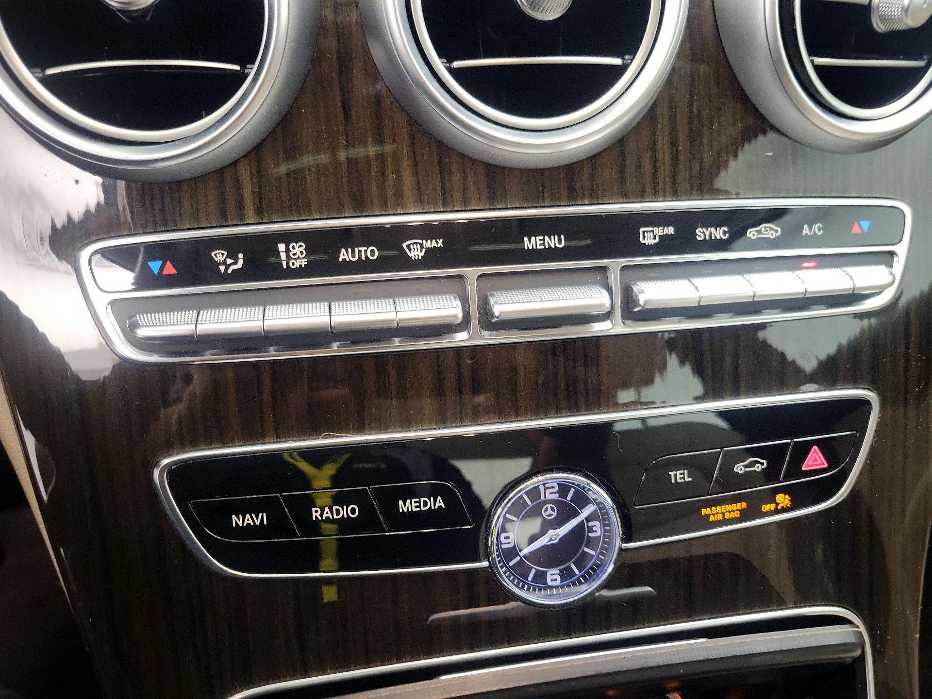 Thumbnail: 2021 Mercedes-Benz C-Class - 16