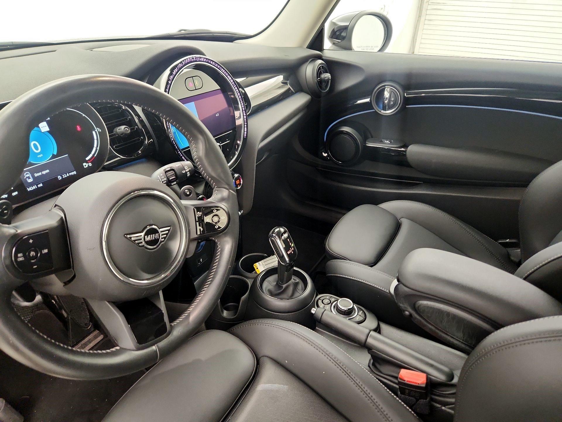 Thumbnail: 2023 MINI Cooper Hardtop - 11