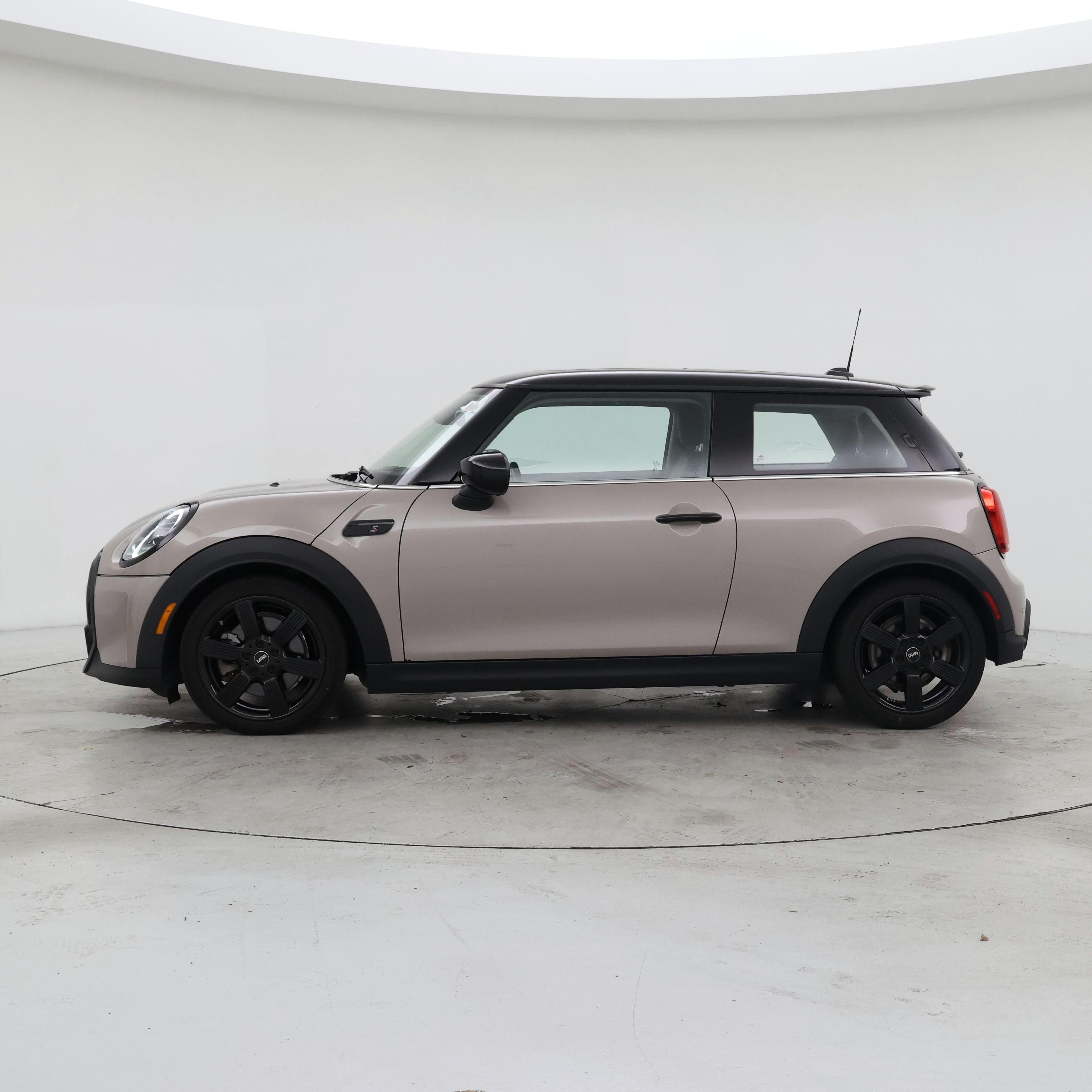 Thumbnail: 2023 MINI Cooper Hardtop - 3