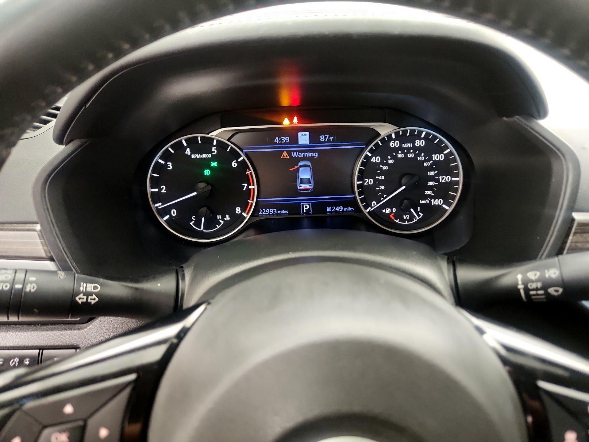 Thumbnail: 2019 Nissan Altima - 10