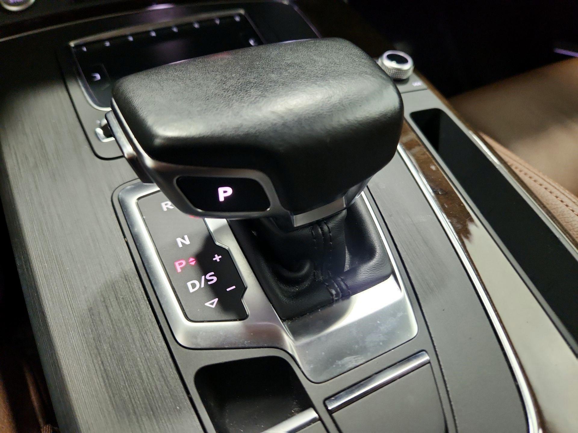 Thumbnail: 2019 Audi Q5 - 18