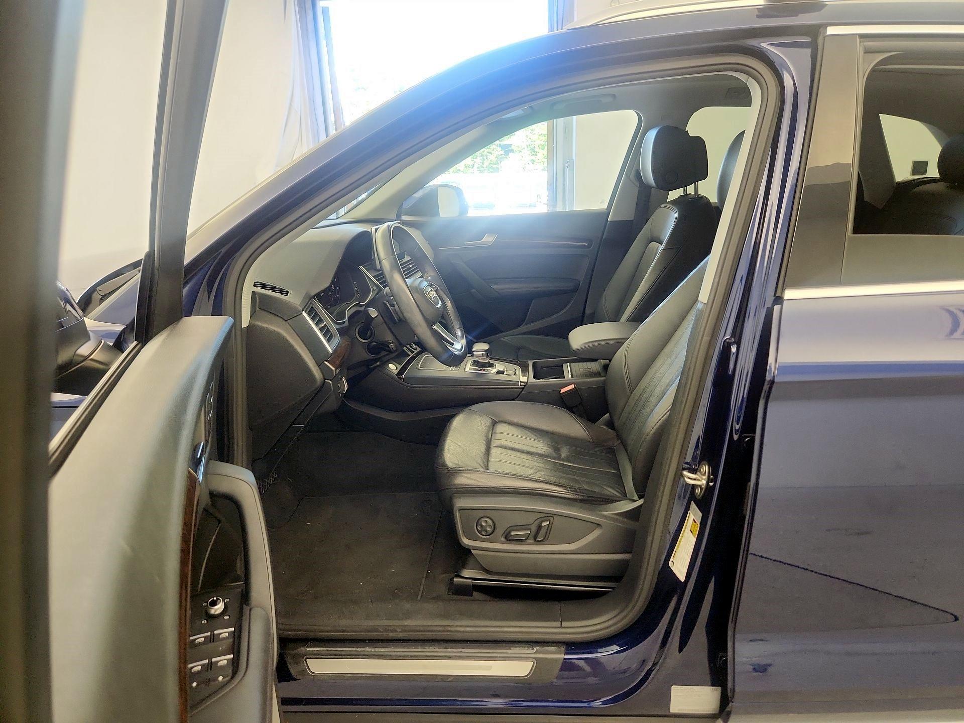 Thumbnail: 2019 Audi Q5 - 9
