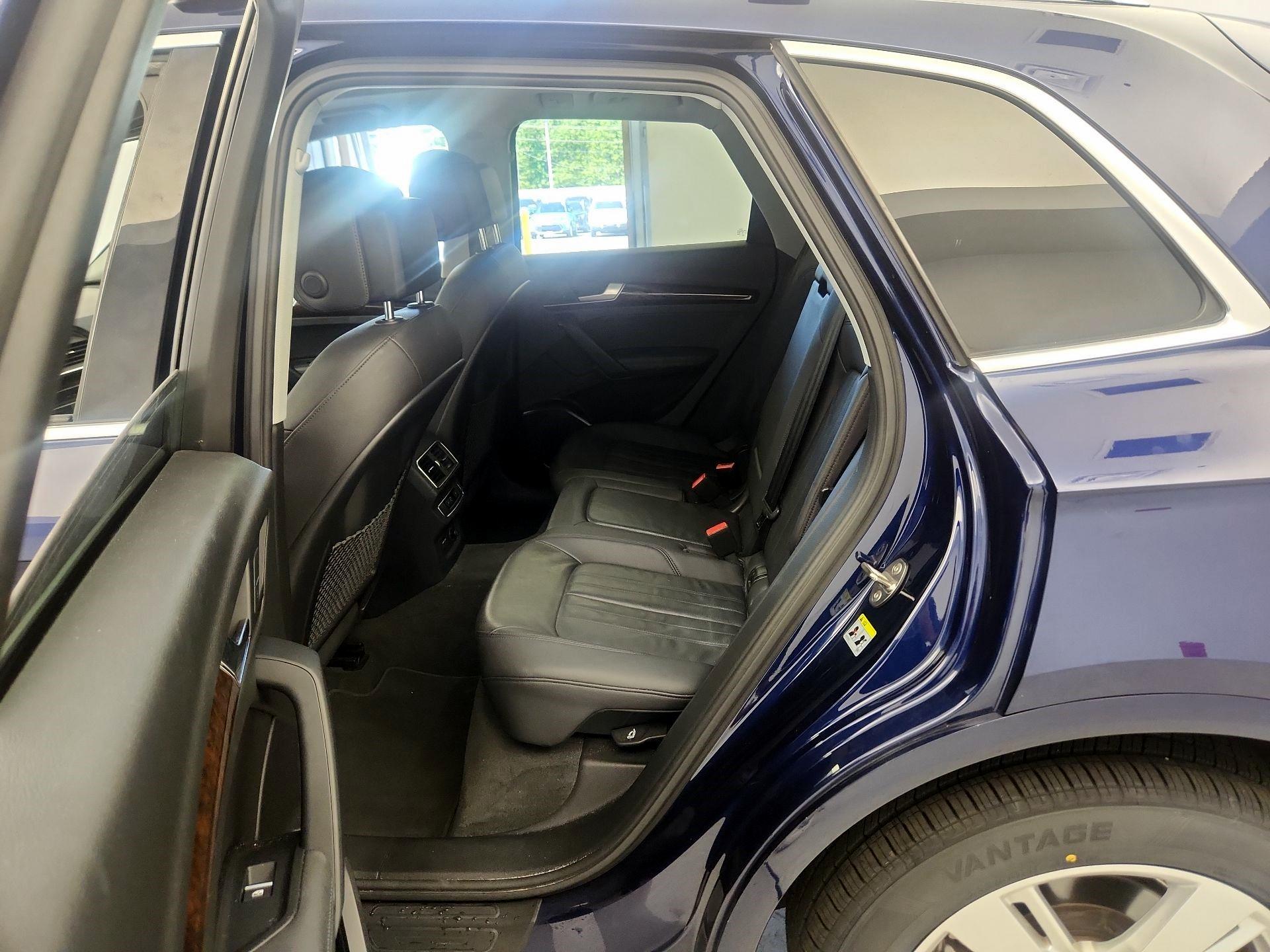 Thumbnail: 2019 Audi Q5 - 19