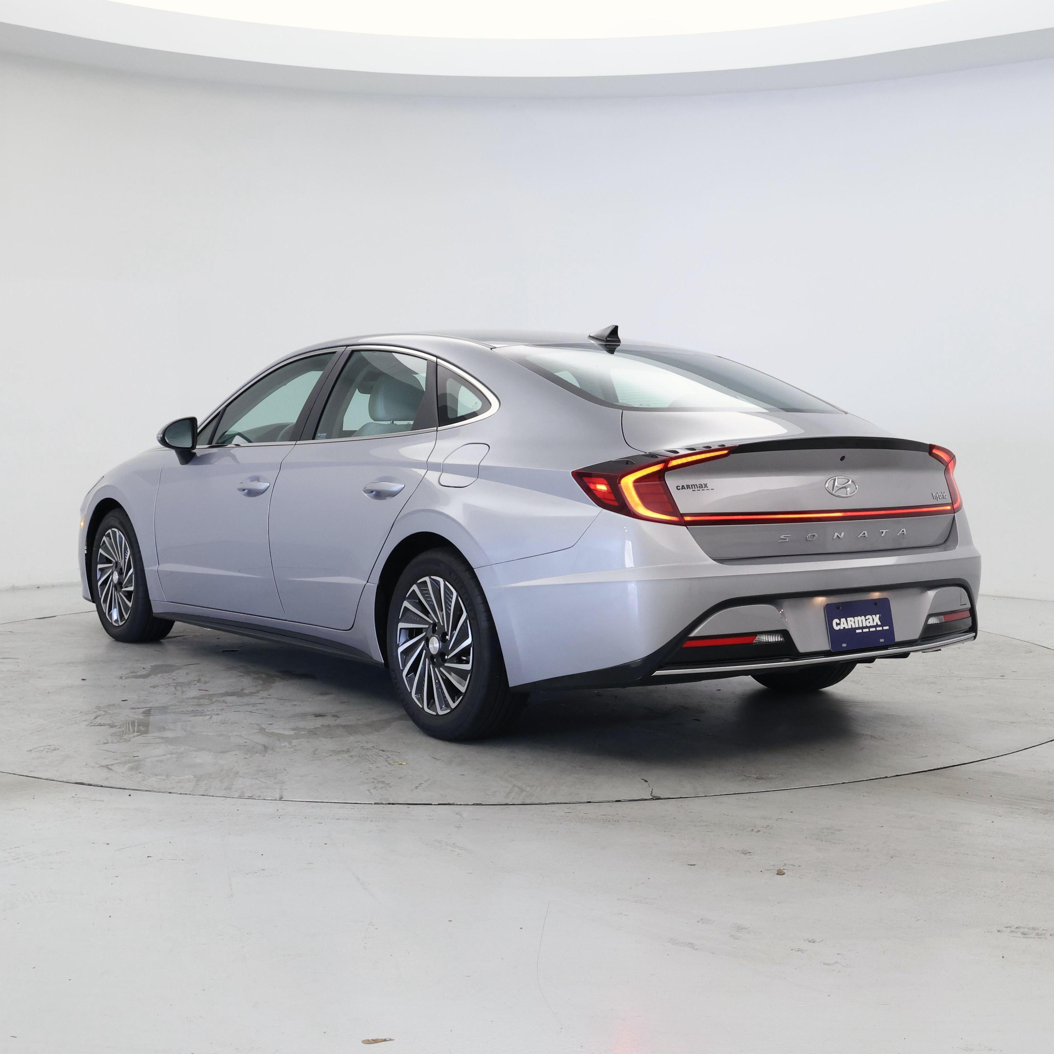 Thumbnail: 2023 Hyundai Sonata - 2
