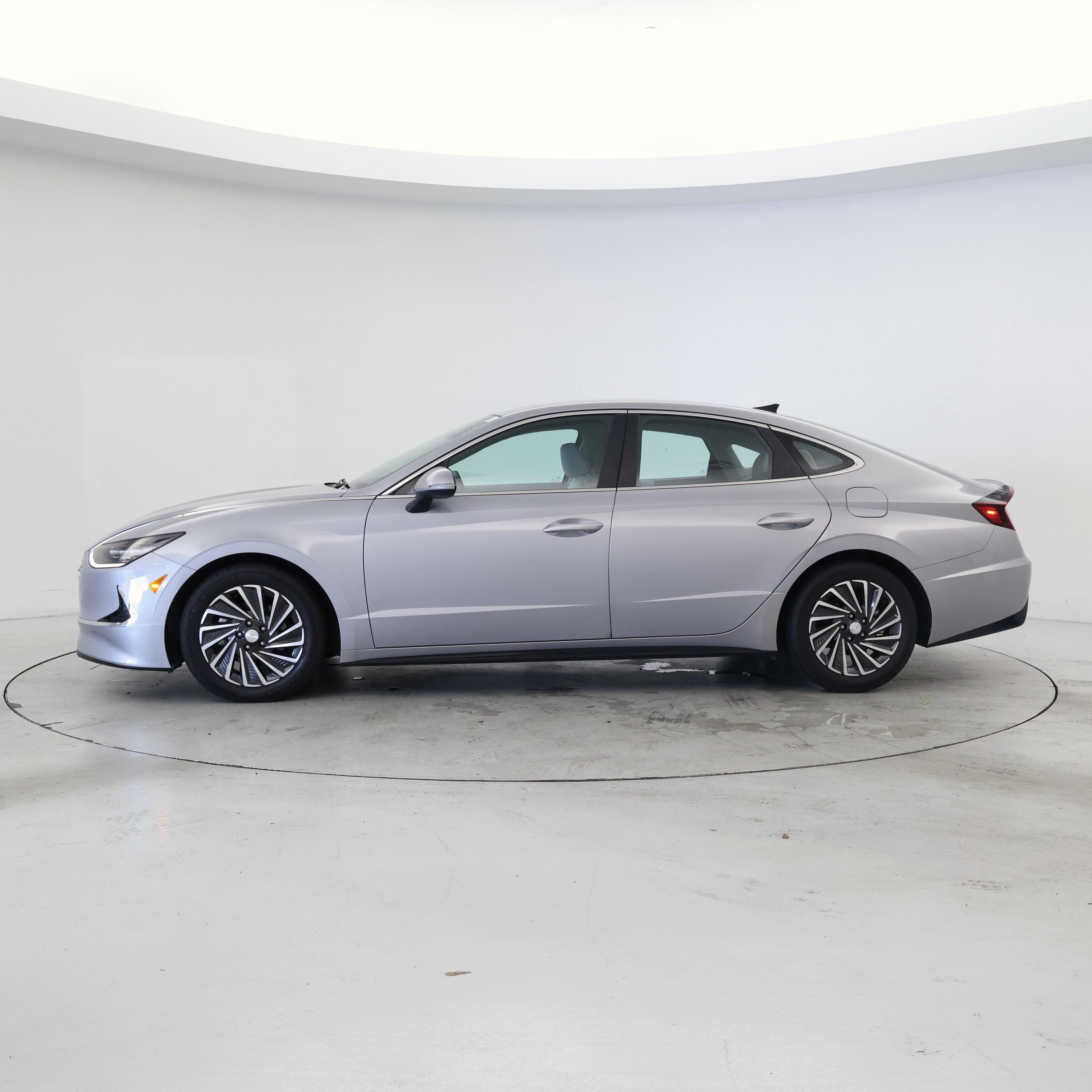 Thumbnail: 2023 Hyundai Sonata - 3