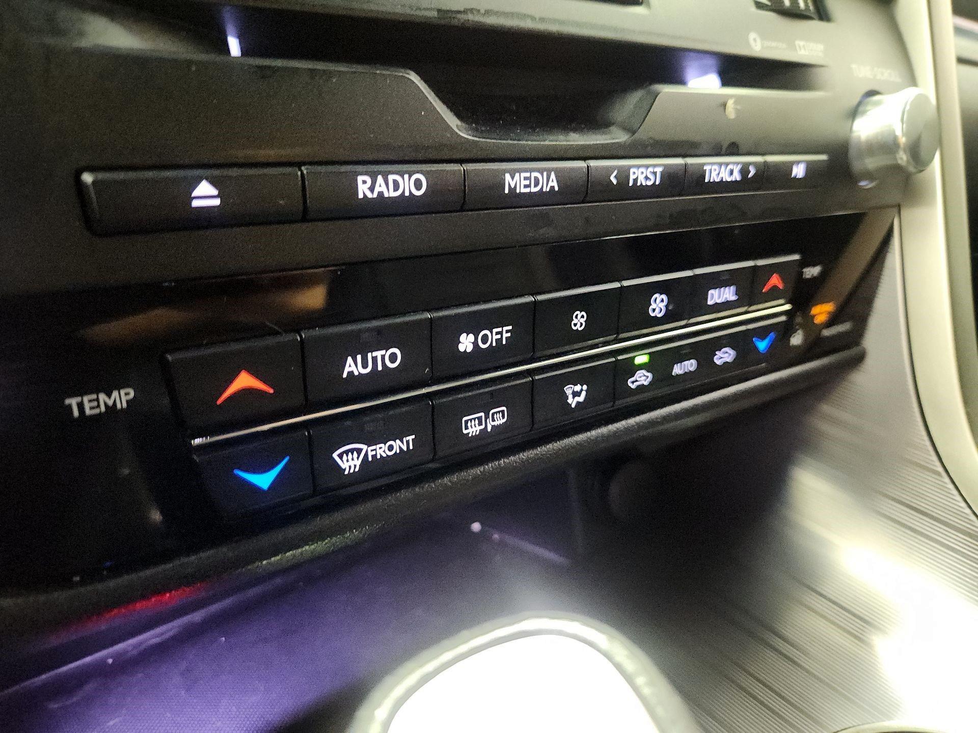 Thumbnail: 2019 Lexus RX - 17