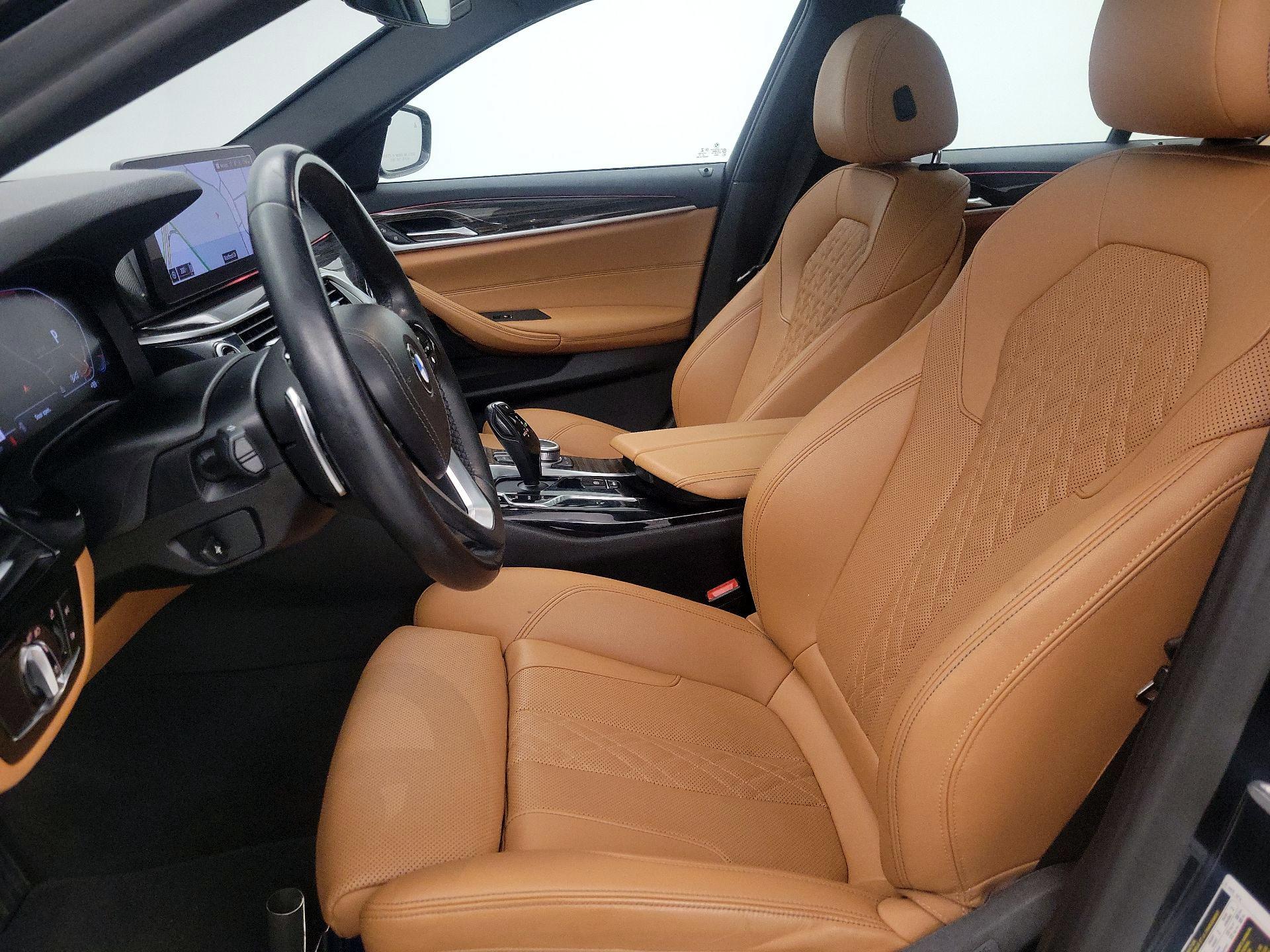 Thumbnail: 2022 BMW 5 Series - 11