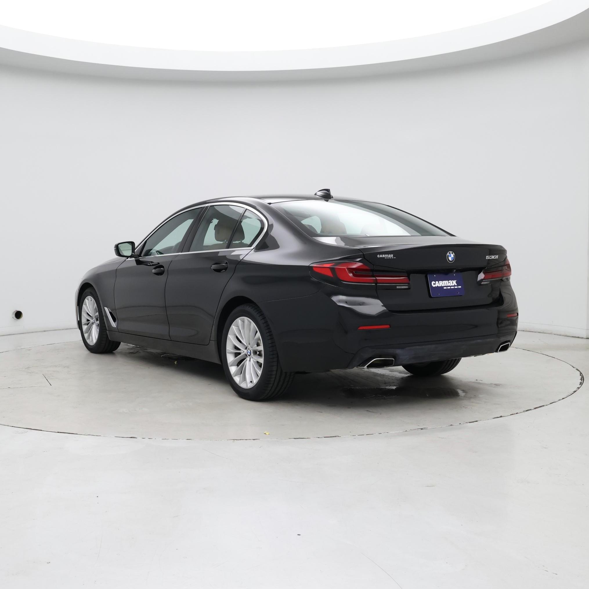 Thumbnail: 2022 BMW 5 Series - 2