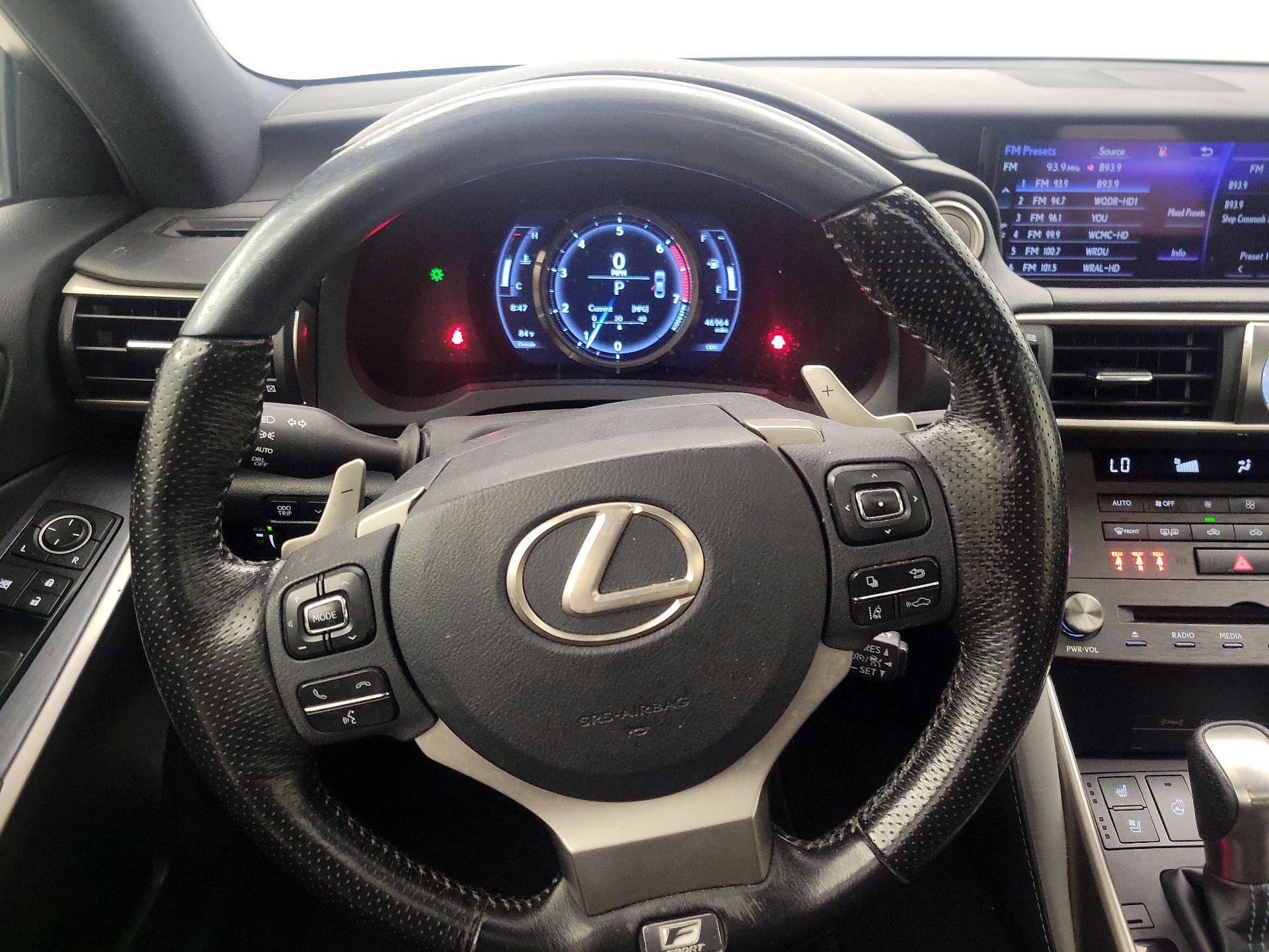 Thumbnail: 2020 Lexus IS - 10