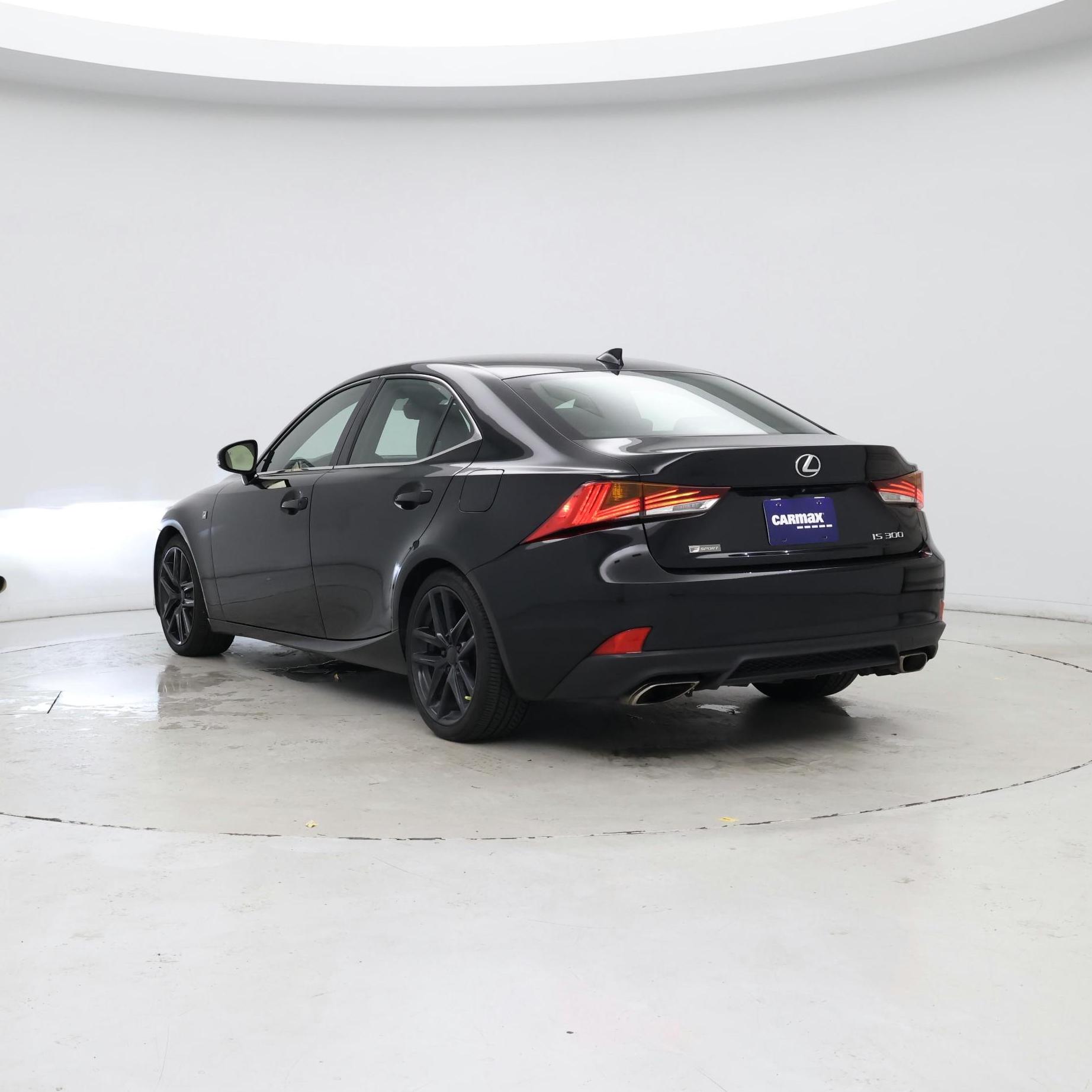 Thumbnail: 2020 Lexus IS - 2