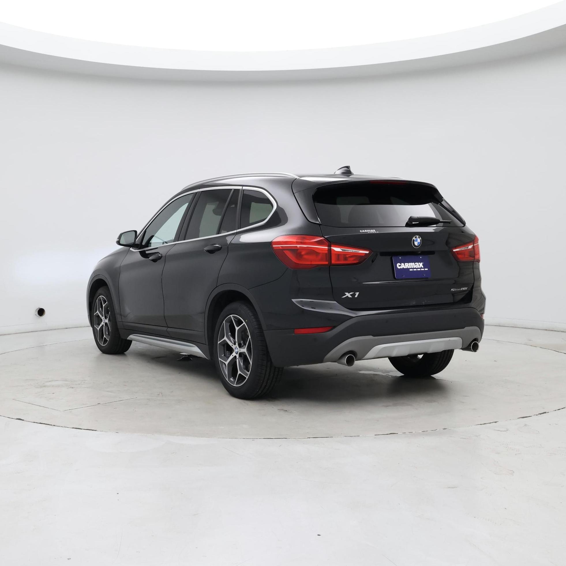 Thumbnail: 2019 BMW X1 - 2