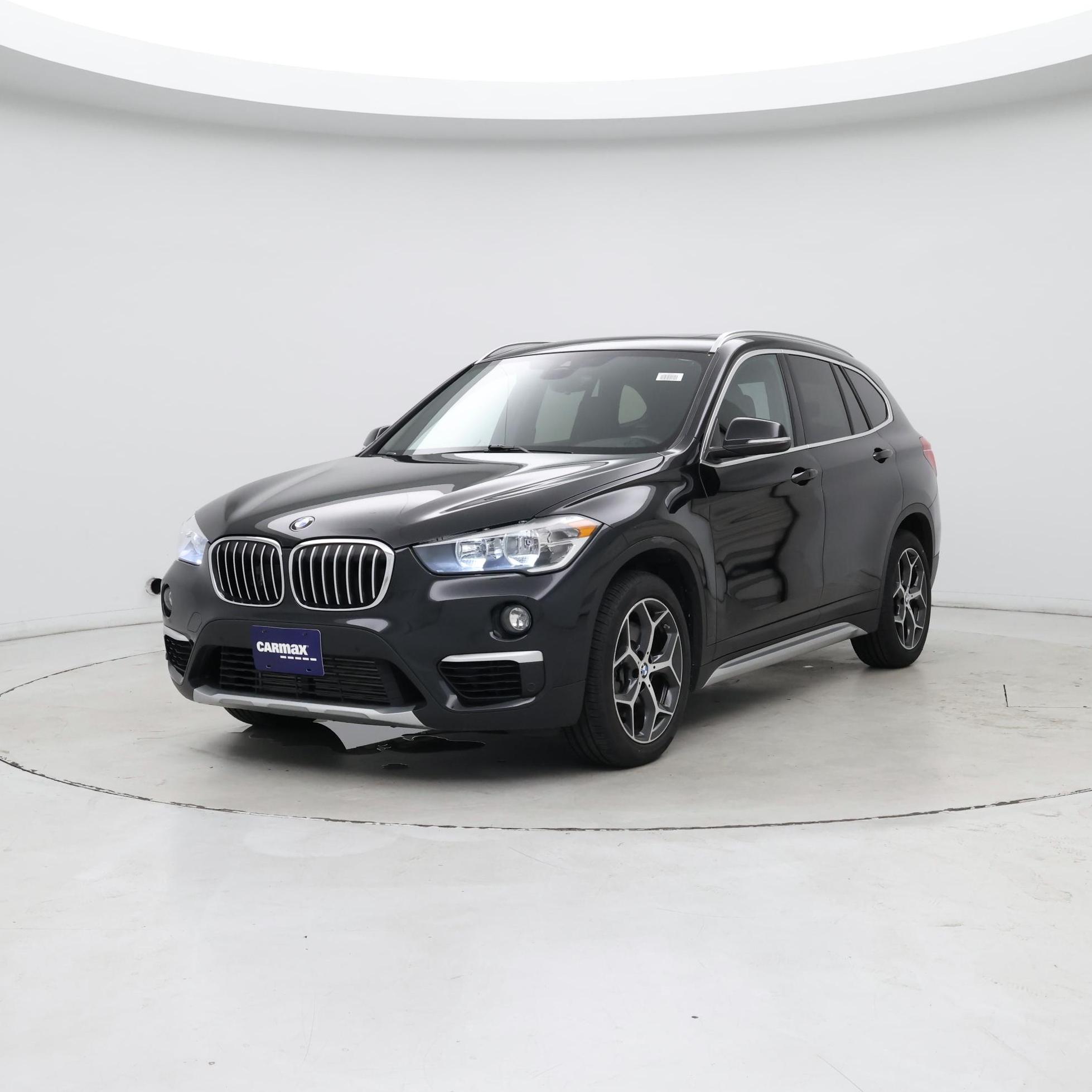 Thumbnail: 2019 BMW X1 - 4