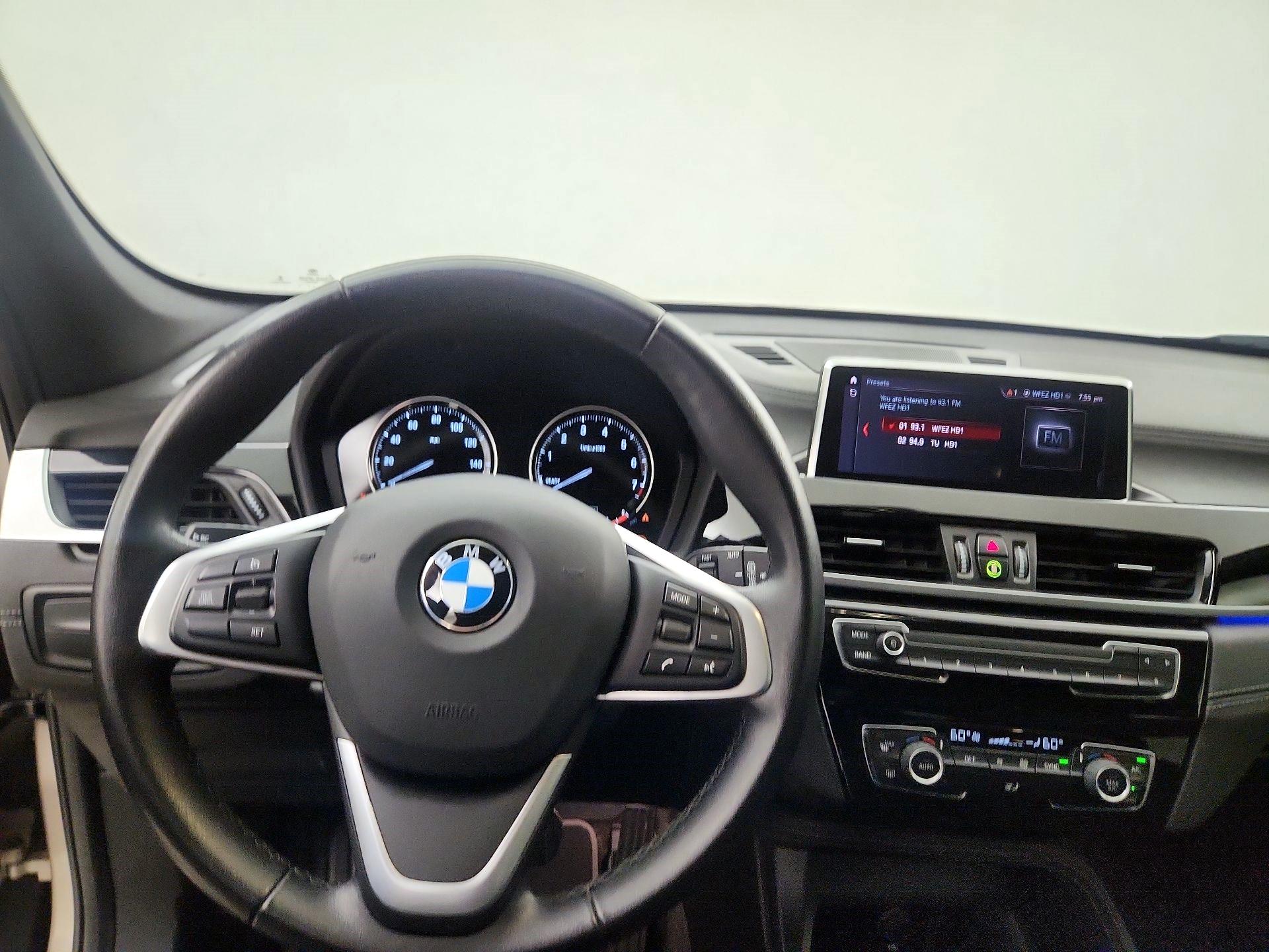Thumbnail: 2022 BMW X1 - 9