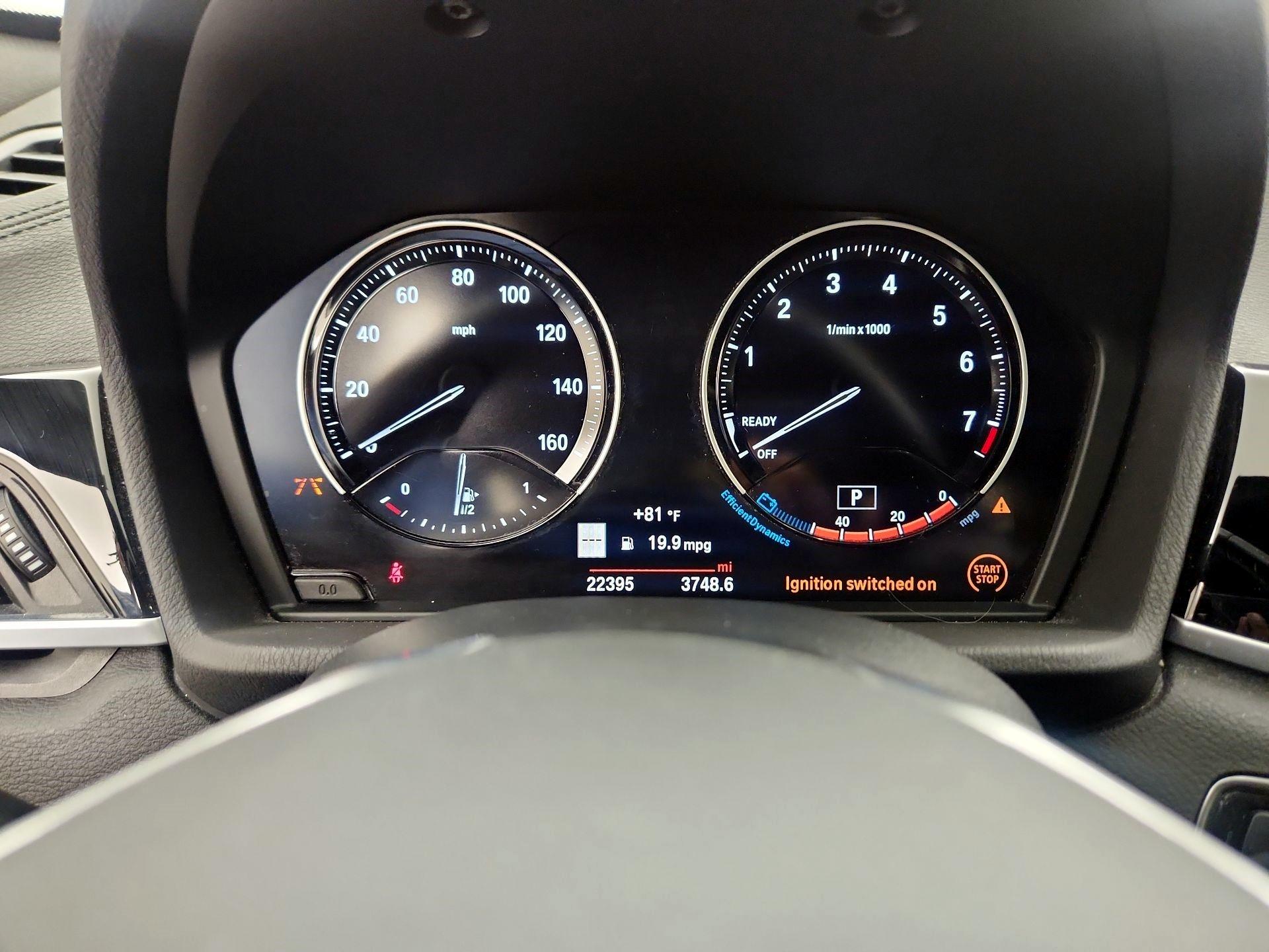 Thumbnail: 2022 BMW X1 - 10