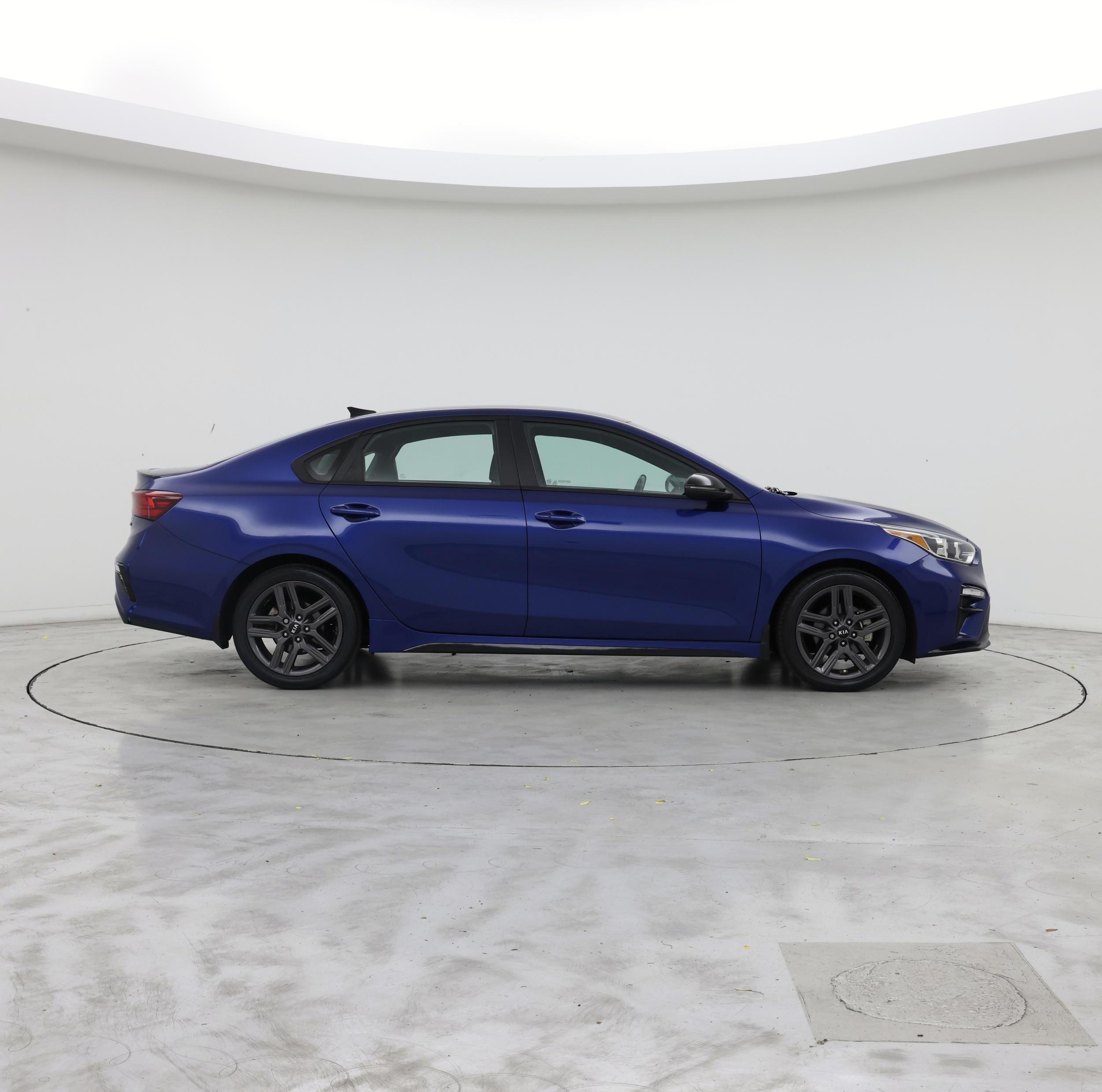 Thumbnail: 2021 Kia Forte - 7