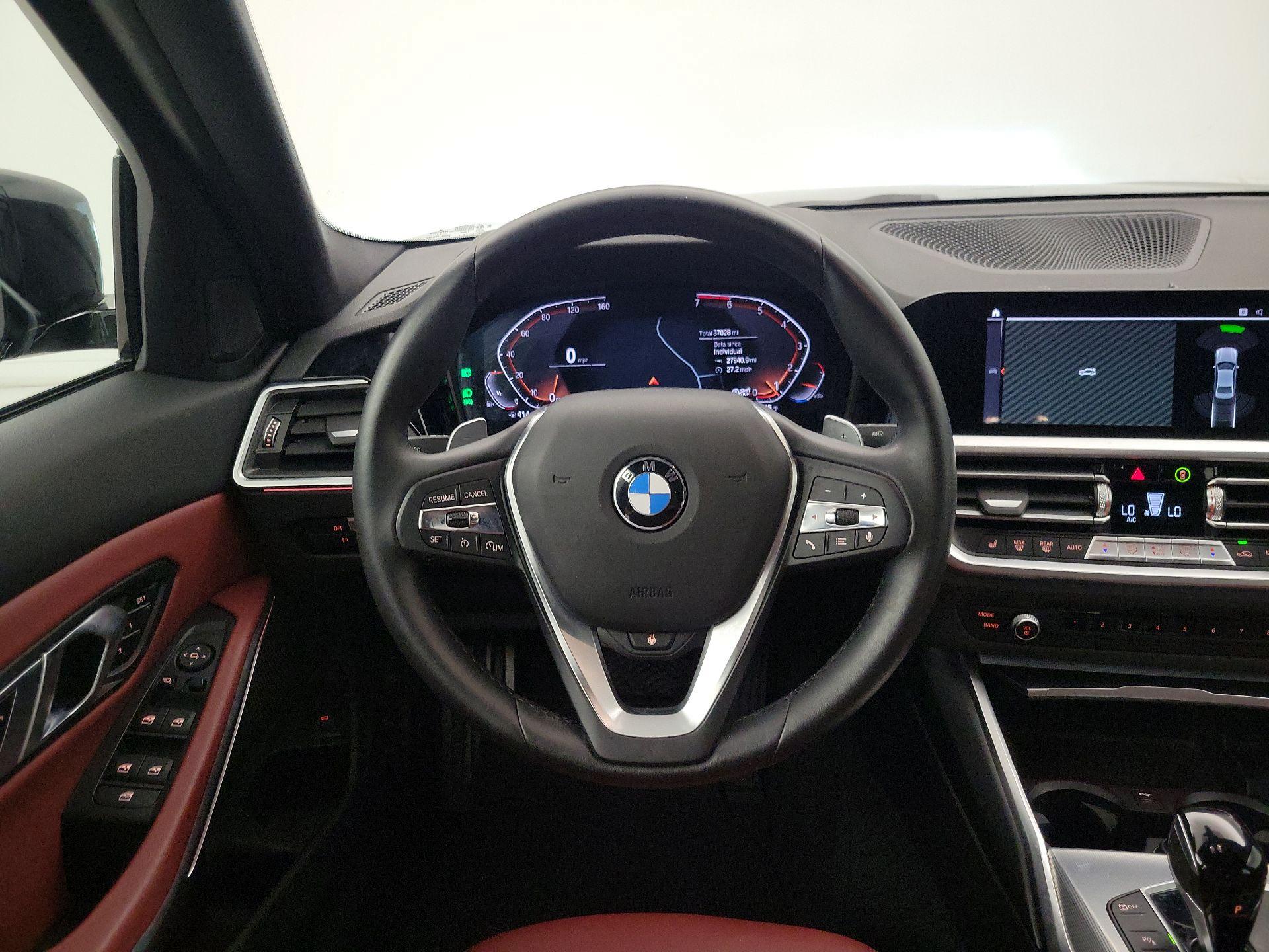 Thumbnail: 2022 BMW 3 Series - 10