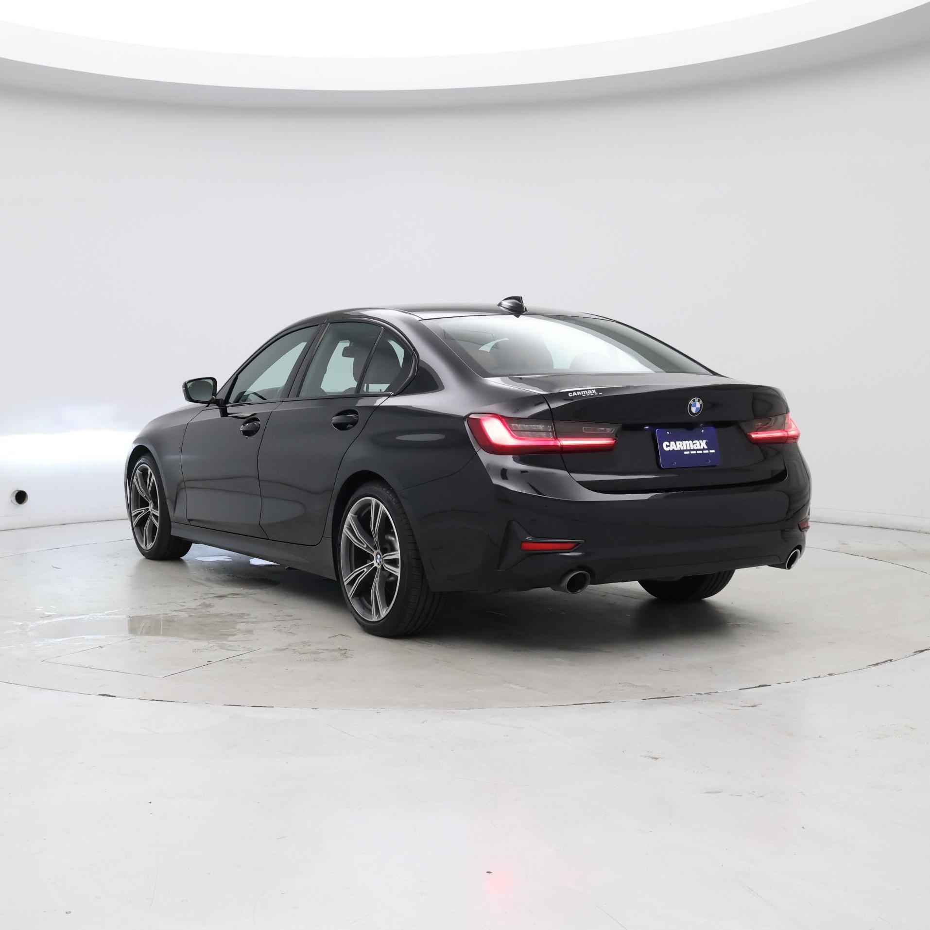 Thumbnail: 2022 BMW 3 Series - 2