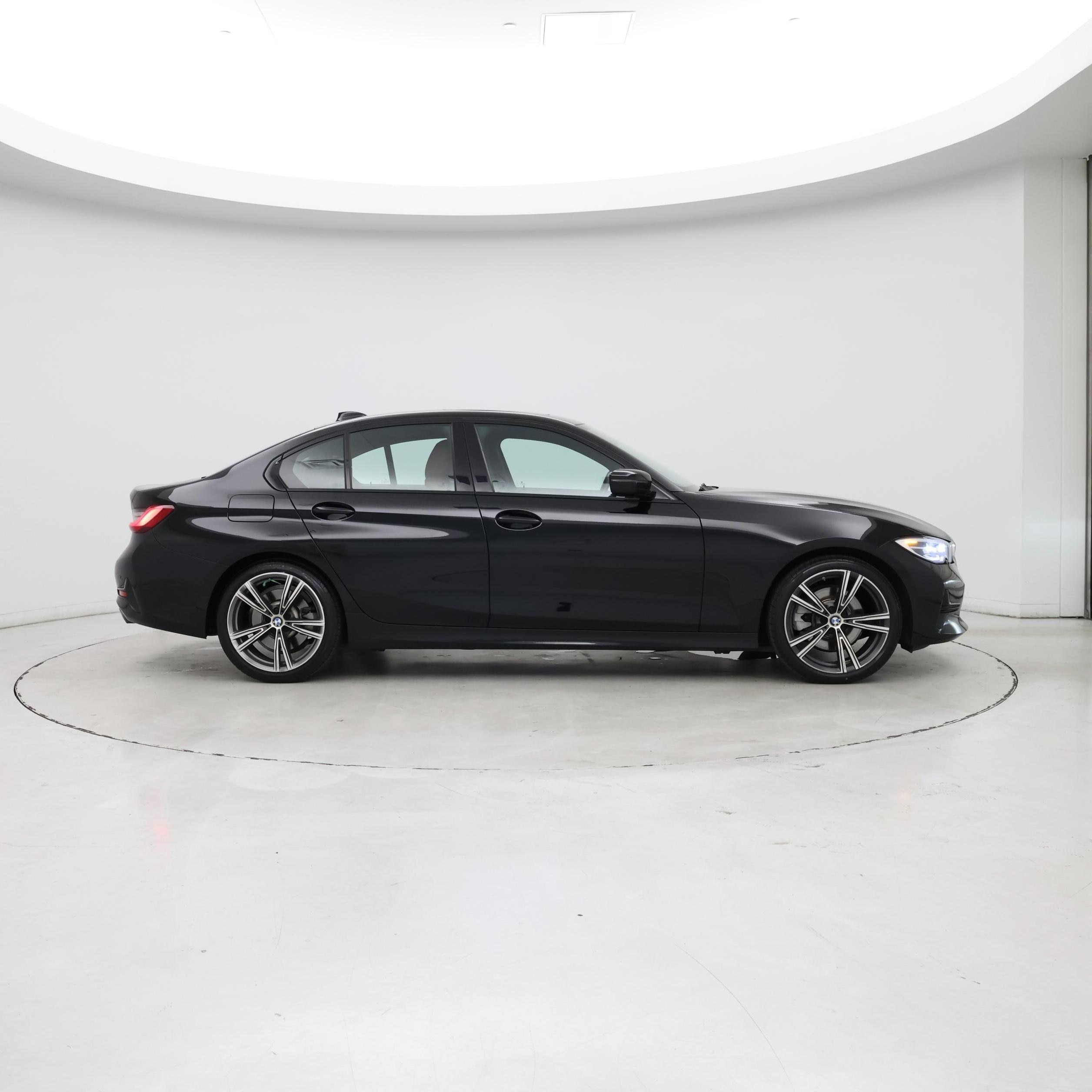 Thumbnail: 2022 BMW 3 Series - 7