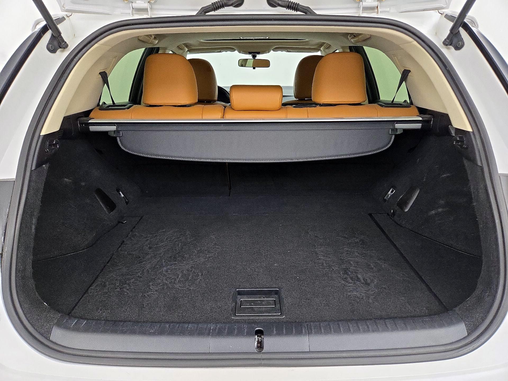 Thumbnail: 2014 Lexus CT - 20
