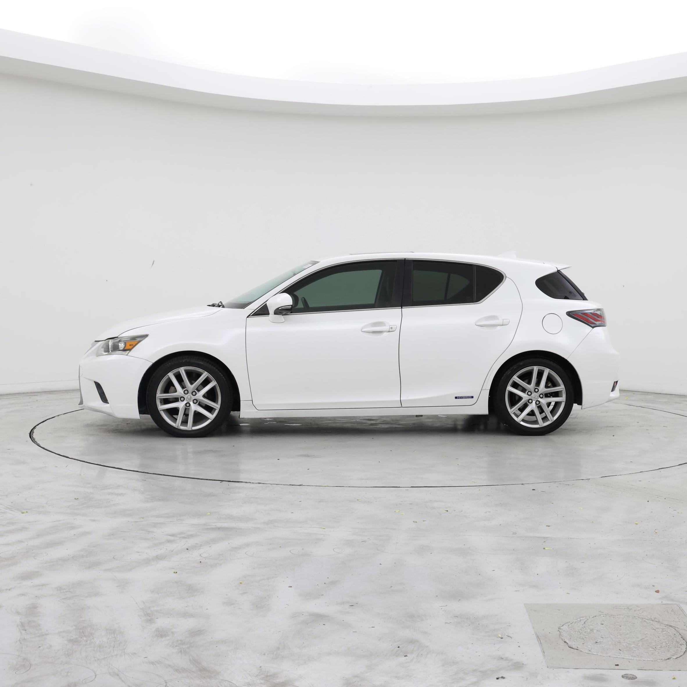 Thumbnail: 2014 Lexus CT - 3