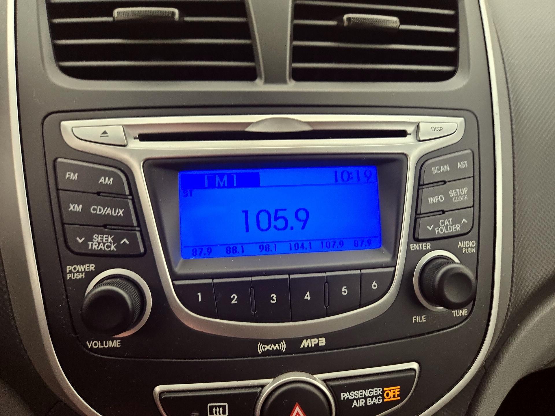 Thumbnail: 2013 Hyundai Accent - 14