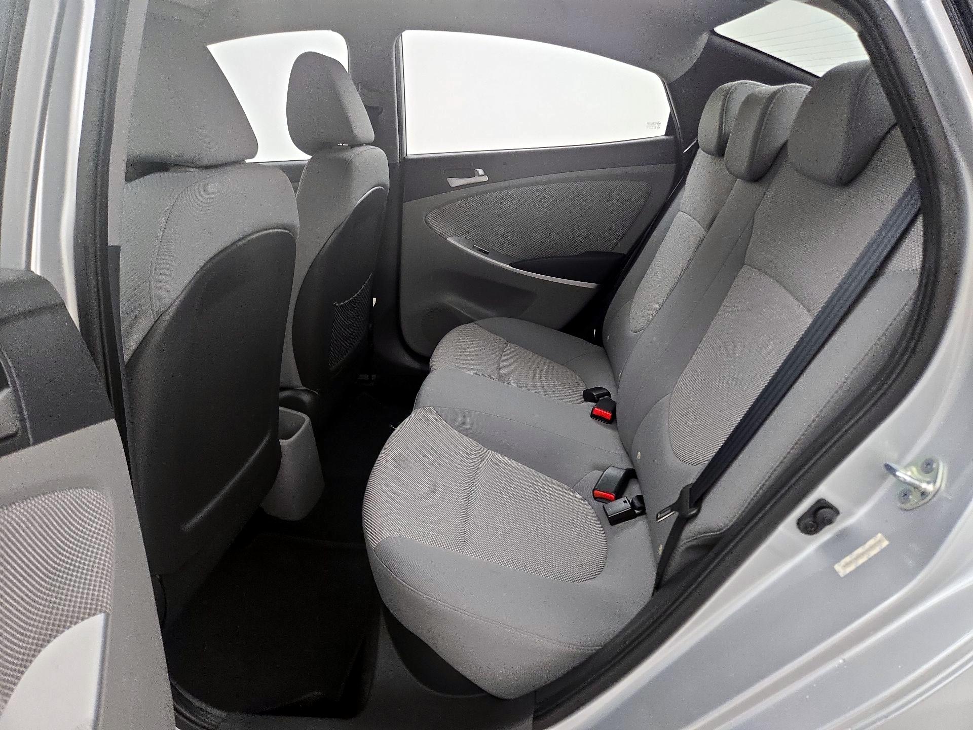 Thumbnail: 2013 Hyundai Accent - 18