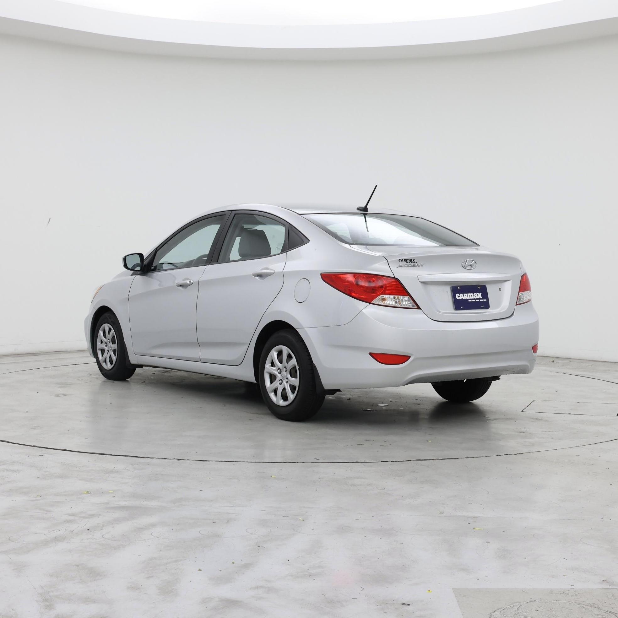 Thumbnail: 2013 Hyundai Accent - 2