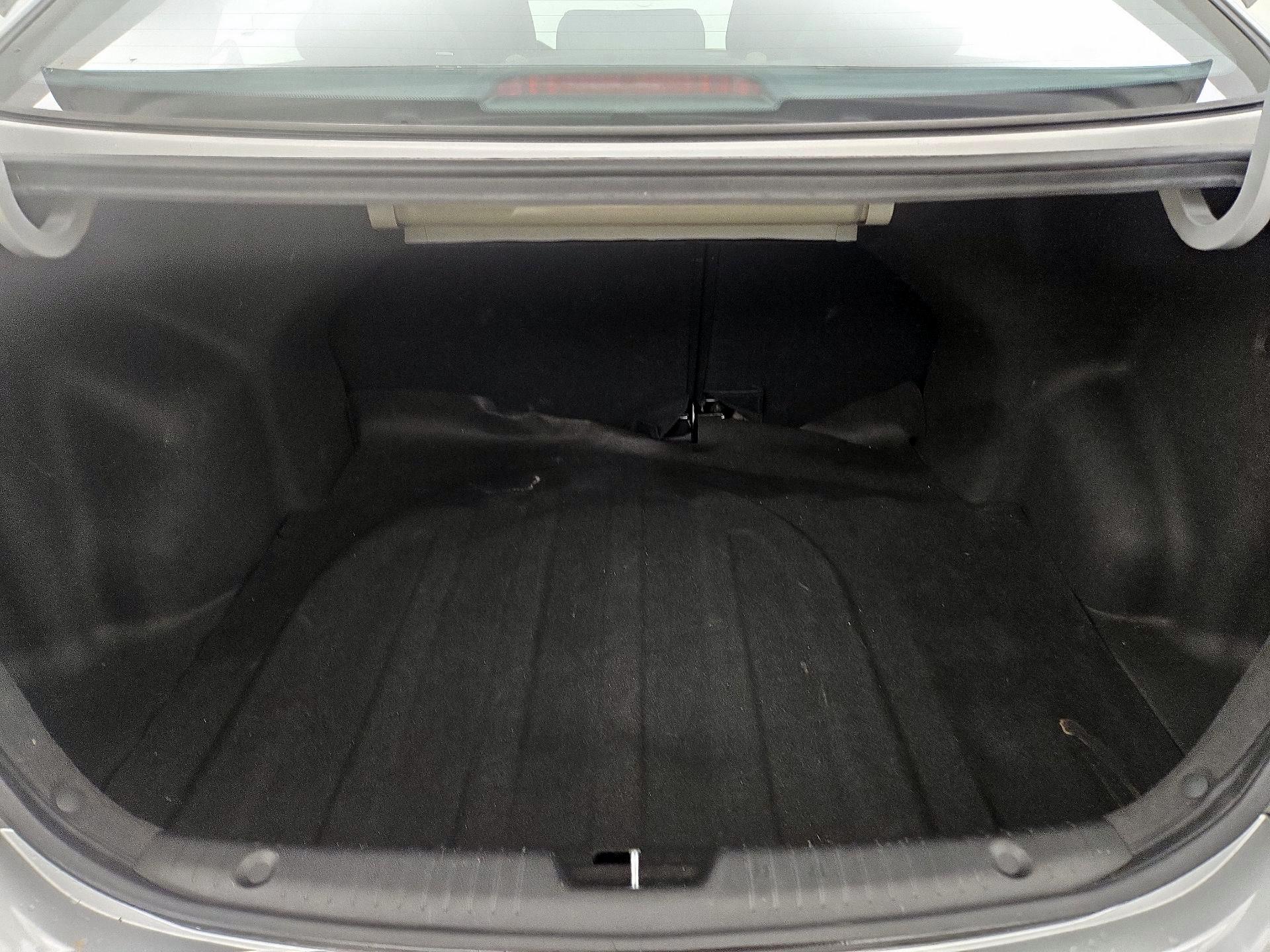 Thumbnail: 2013 Hyundai Accent - 19