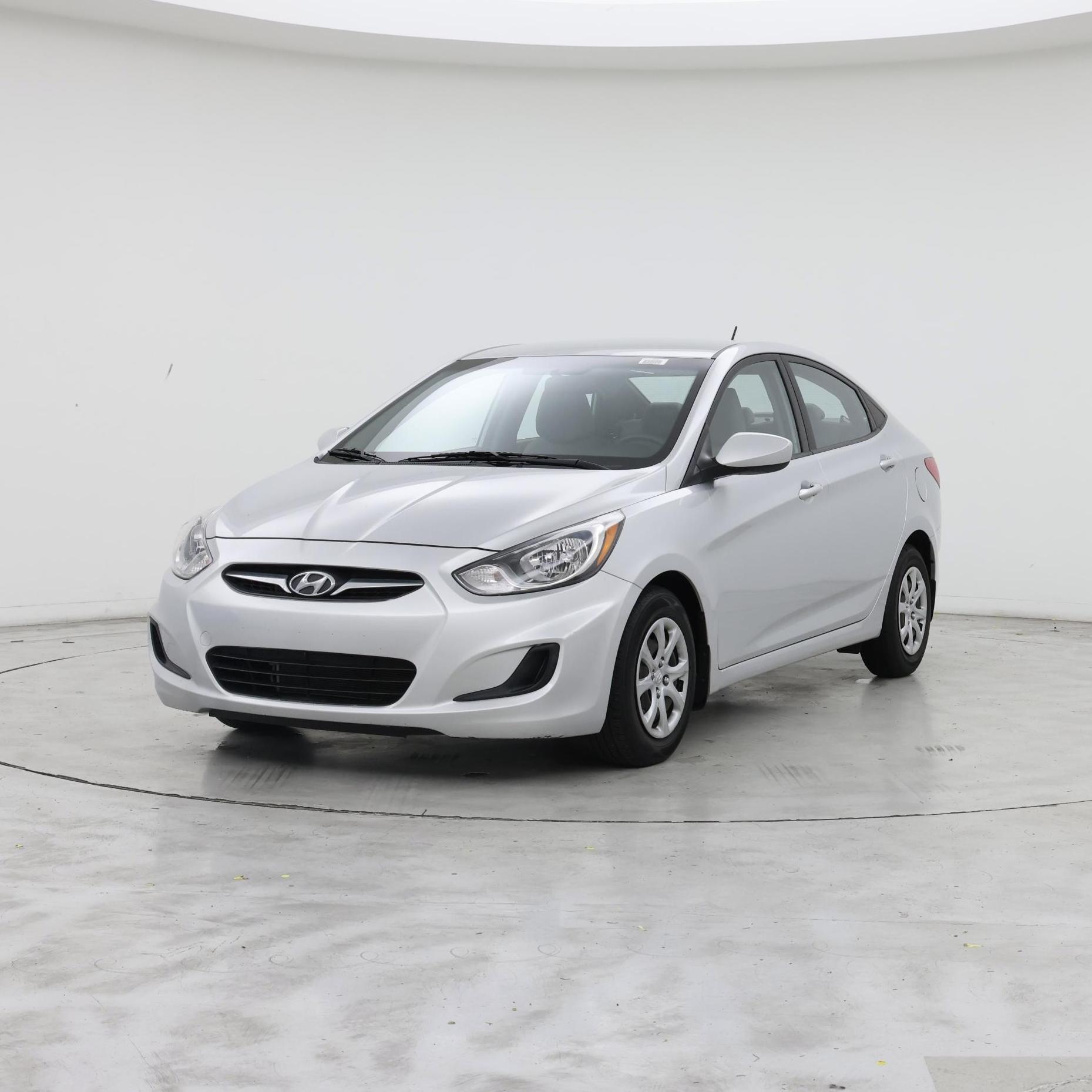 Thumbnail: 2013 Hyundai Accent - 4