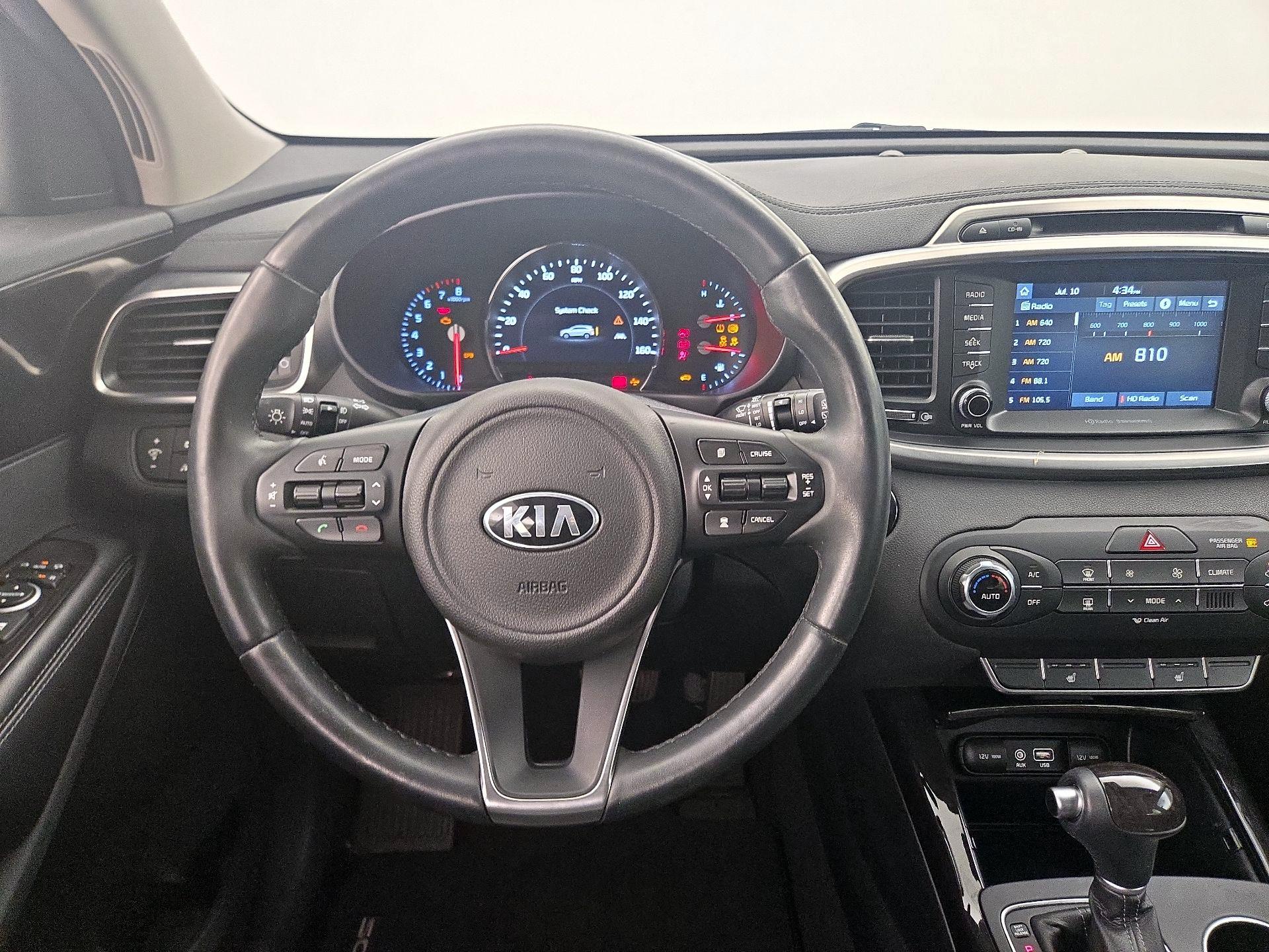 Thumbnail: 2018 Kia Sorento - 10