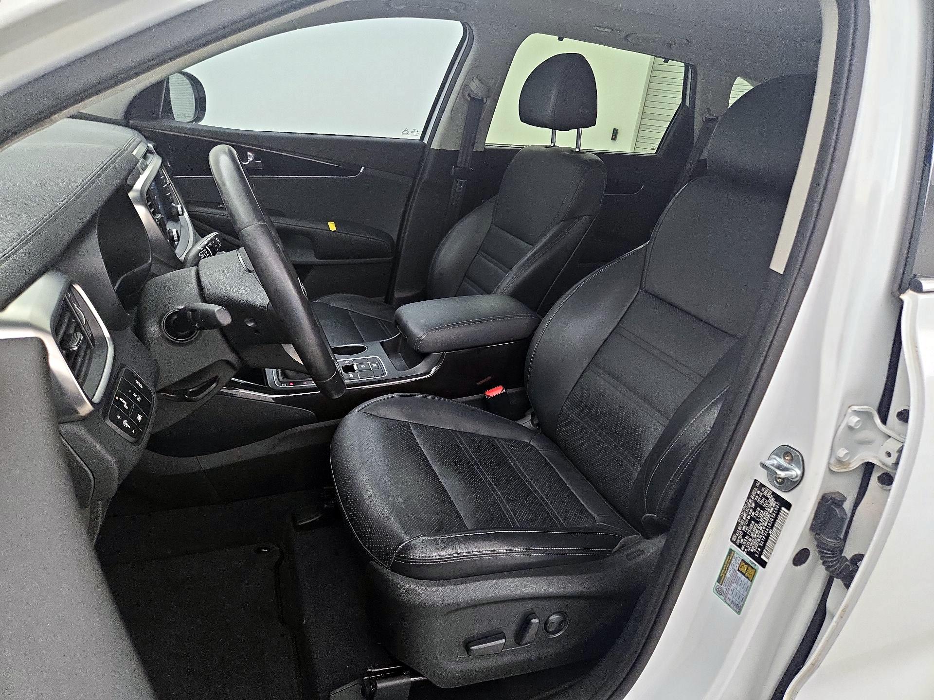 Thumbnail: 2018 Kia Sorento - 11