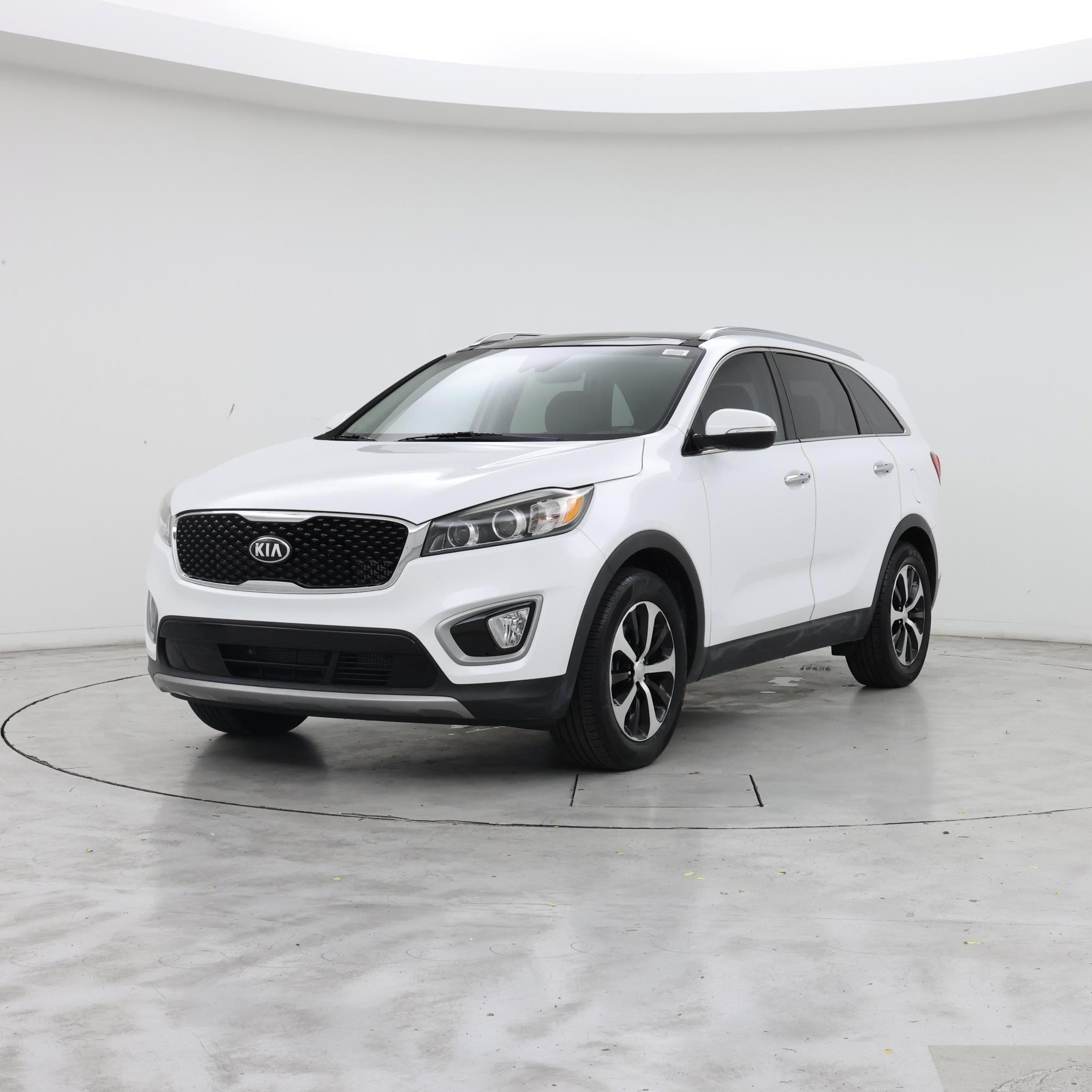 Thumbnail: 2018 Kia Sorento - 4