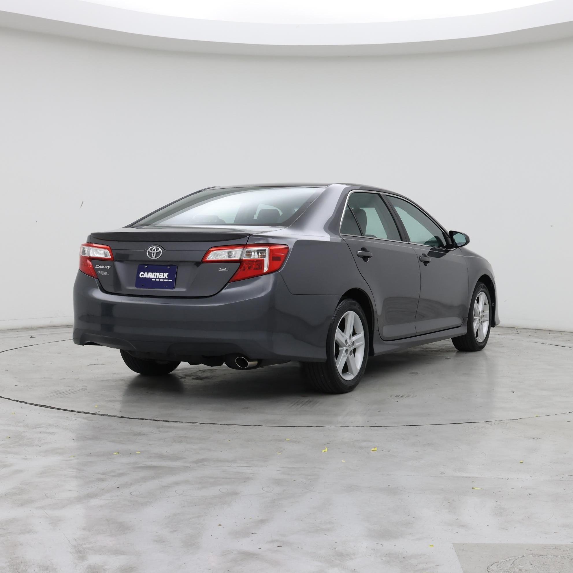 Thumbnail: 2013 Toyota Camry - 8