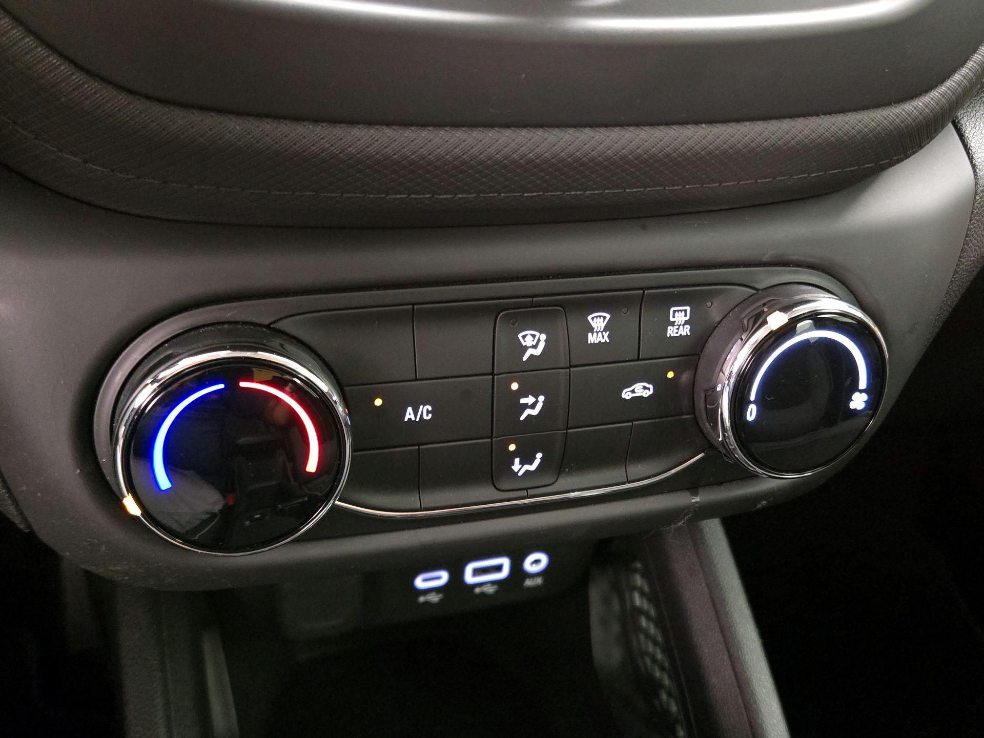 Thumbnail: 2021 Chevrolet TrailBlazer - 16