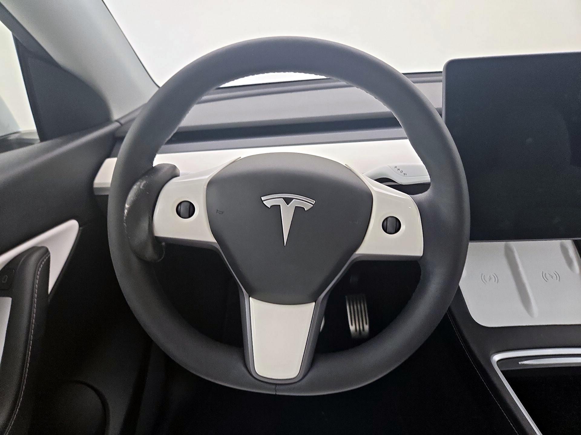 Thumbnail: 2022 Tesla Model Y - 10