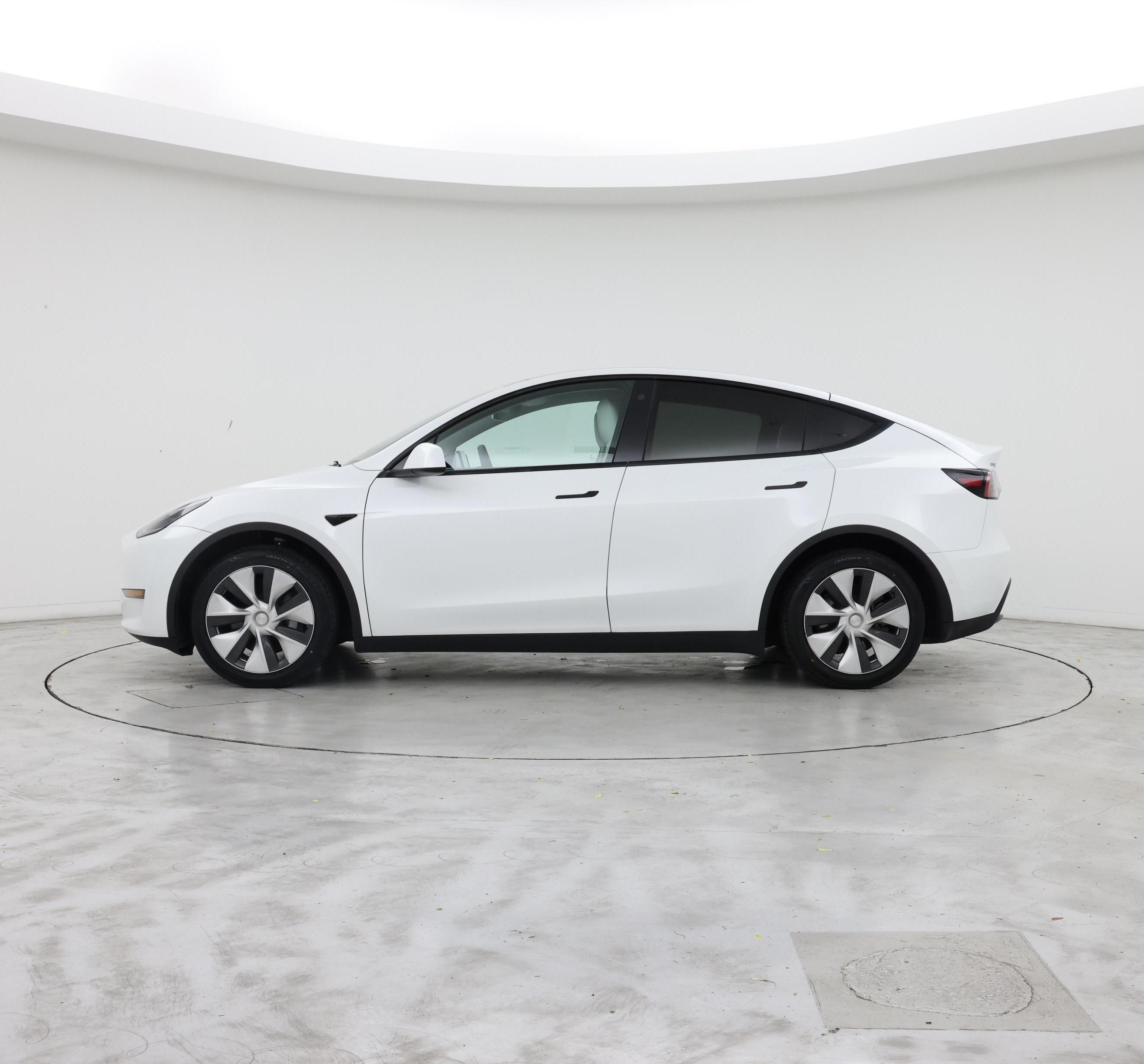 Thumbnail: 2022 Tesla Model Y - 3