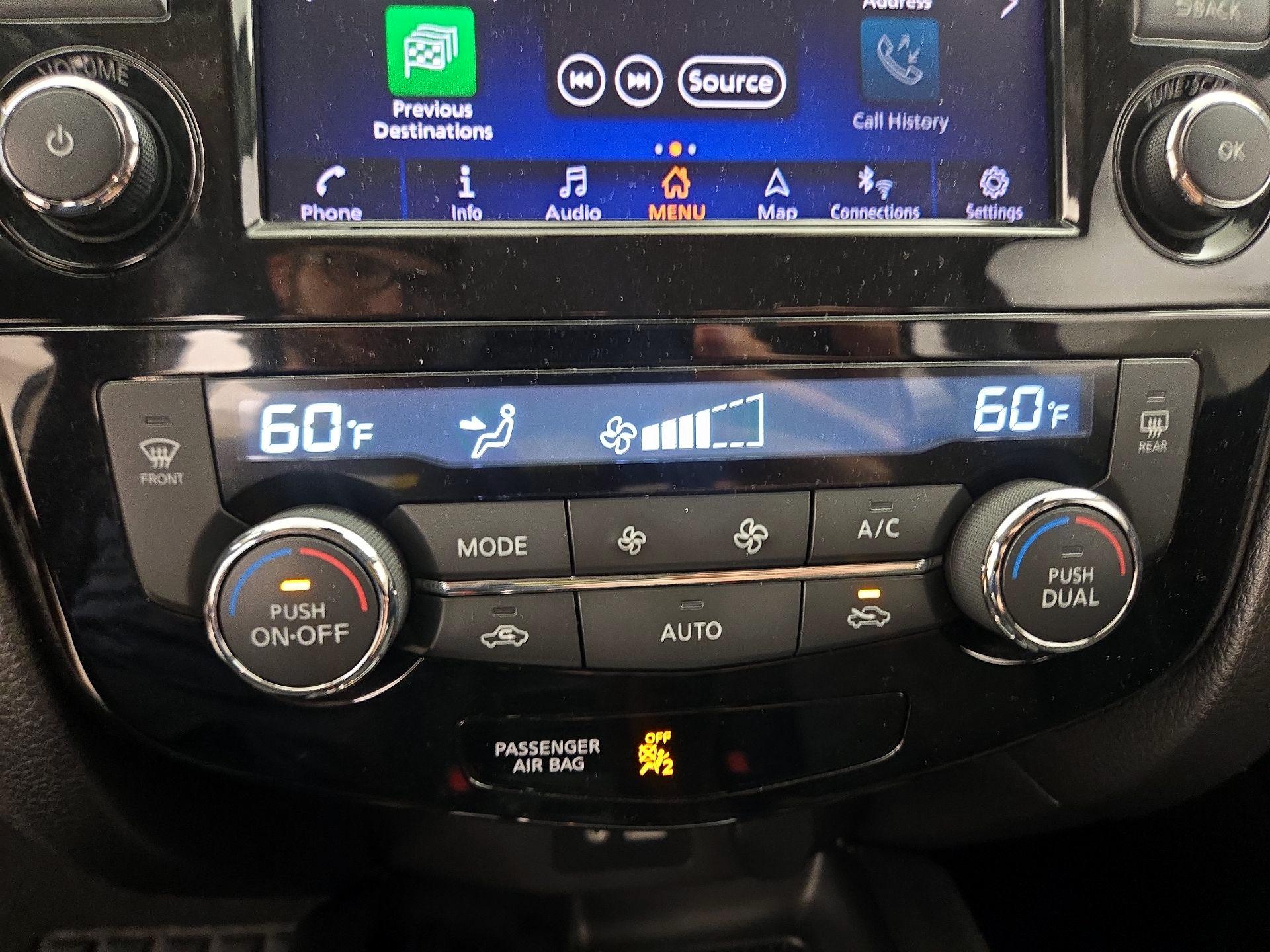 Thumbnail: 2019 Nissan Rogue Sport - 17