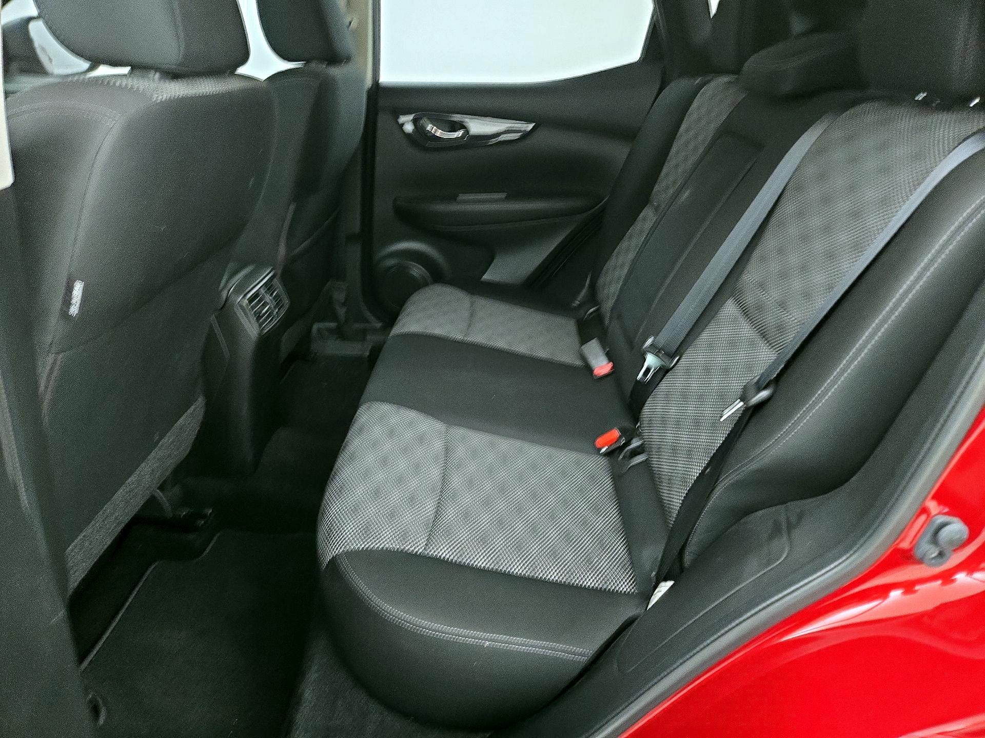 Thumbnail: 2019 Nissan Rogue Sport - 20