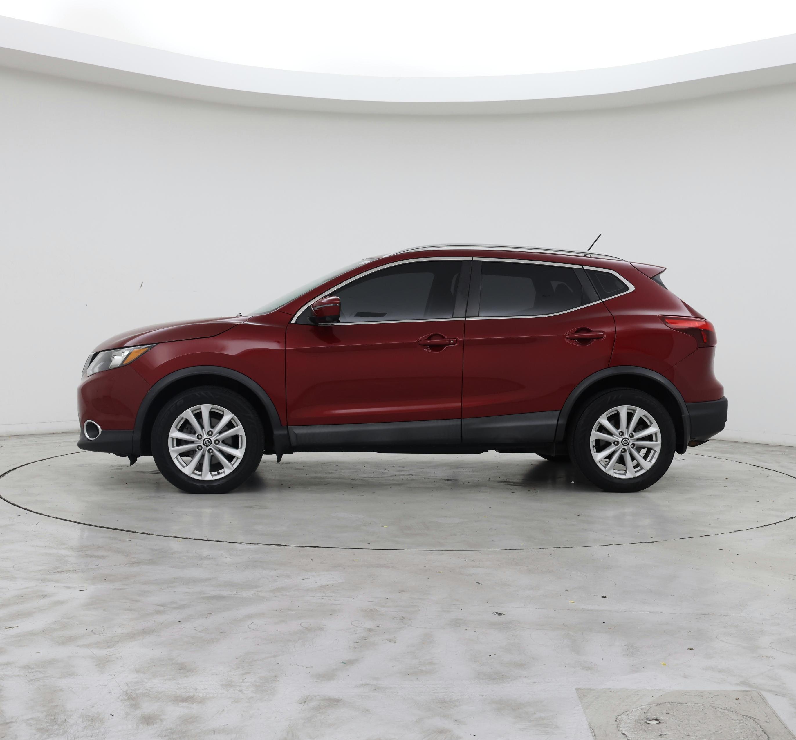 Thumbnail: 2019 Nissan Rogue Sport - 3