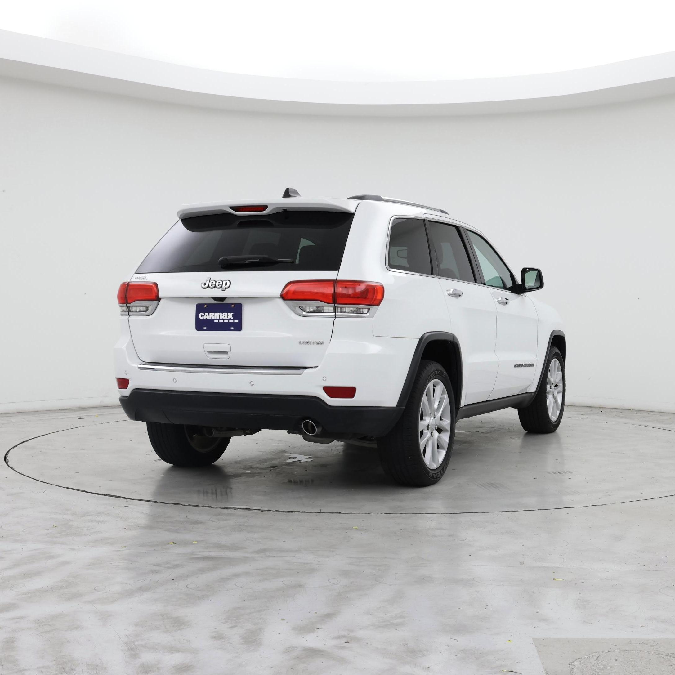 Thumbnail: 2017 Jeep Grand Cherokee - 8