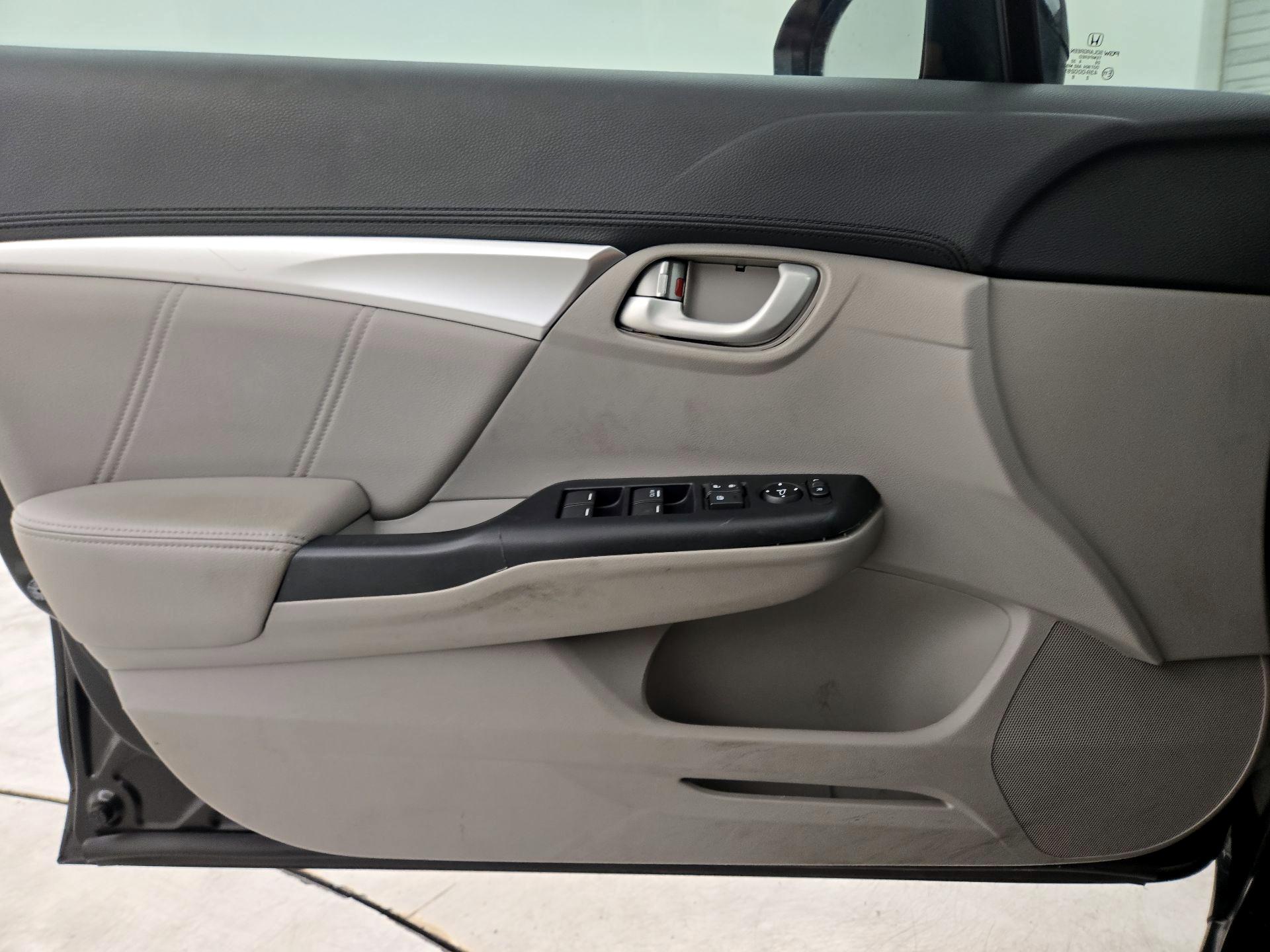 Thumbnail: 2015 Honda Civic - 10