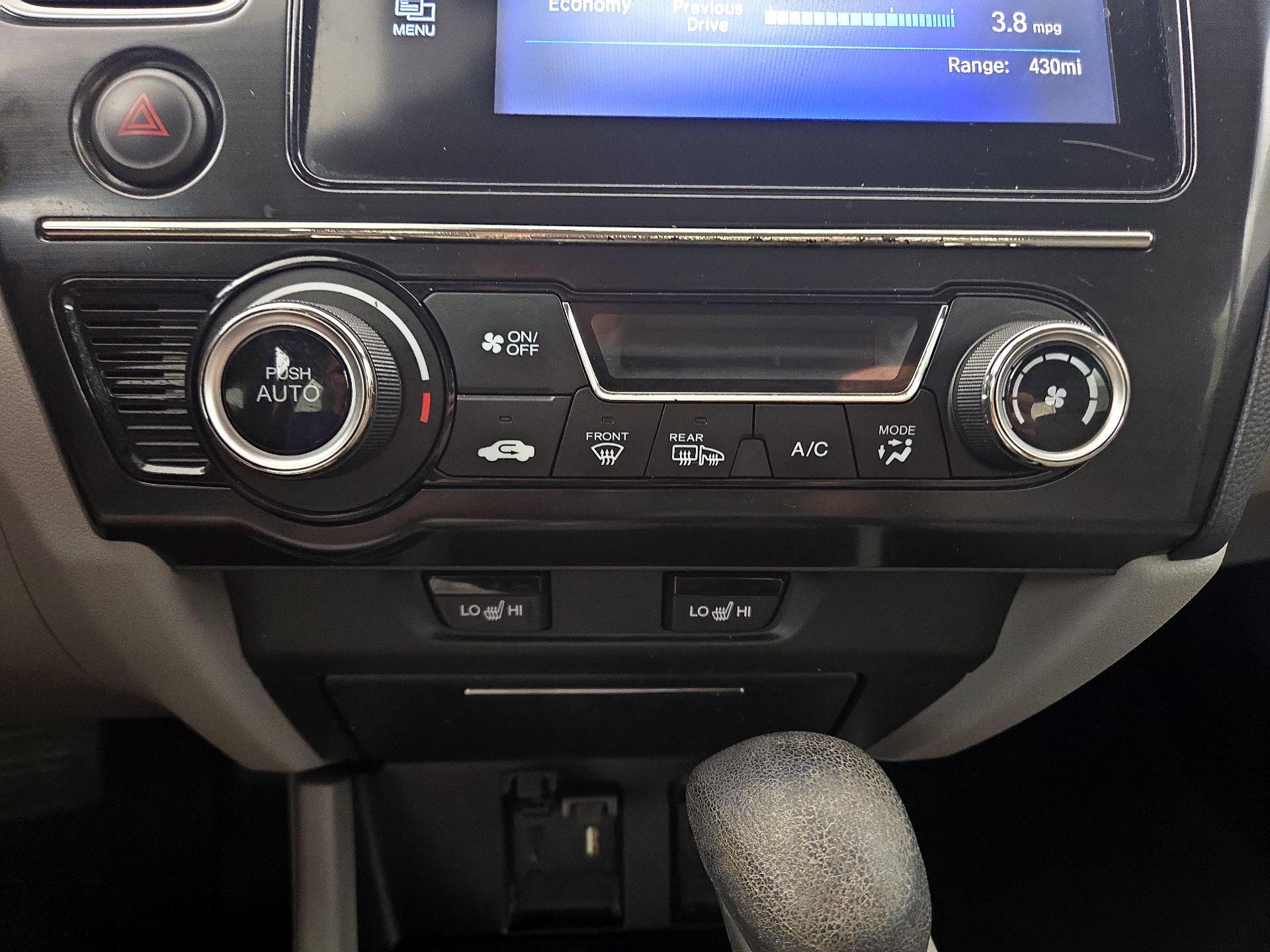 Thumbnail: 2015 Honda Civic - 15