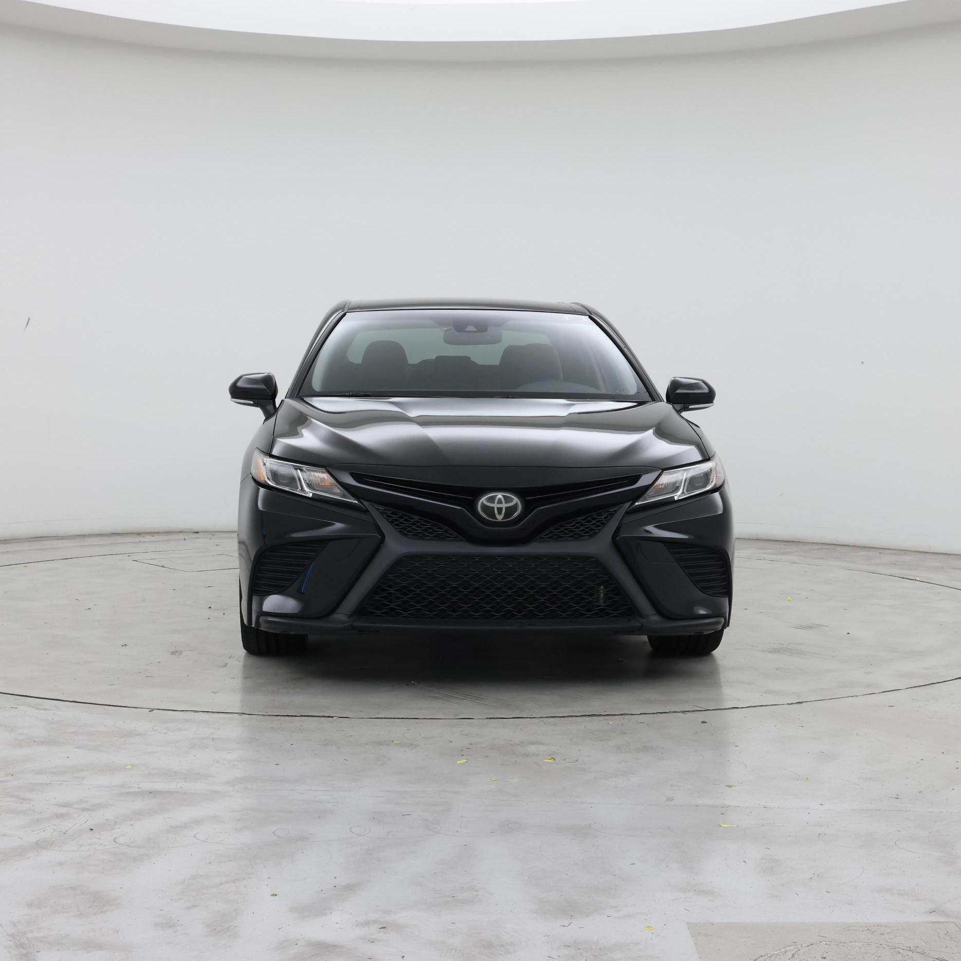 Thumbnail: 2018 Toyota Camry - 5