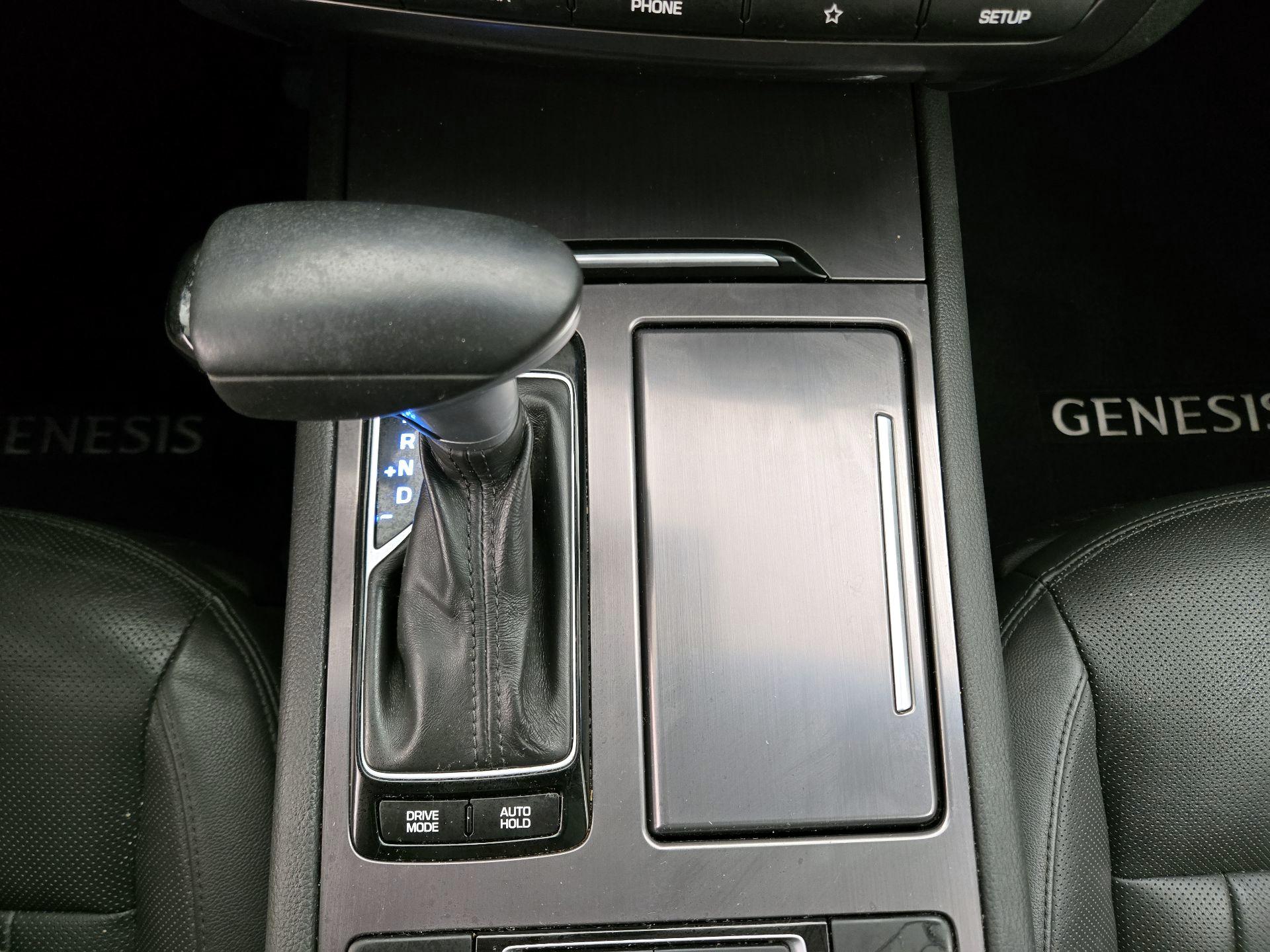 Thumbnail: 2019 Genesis G80 - 18