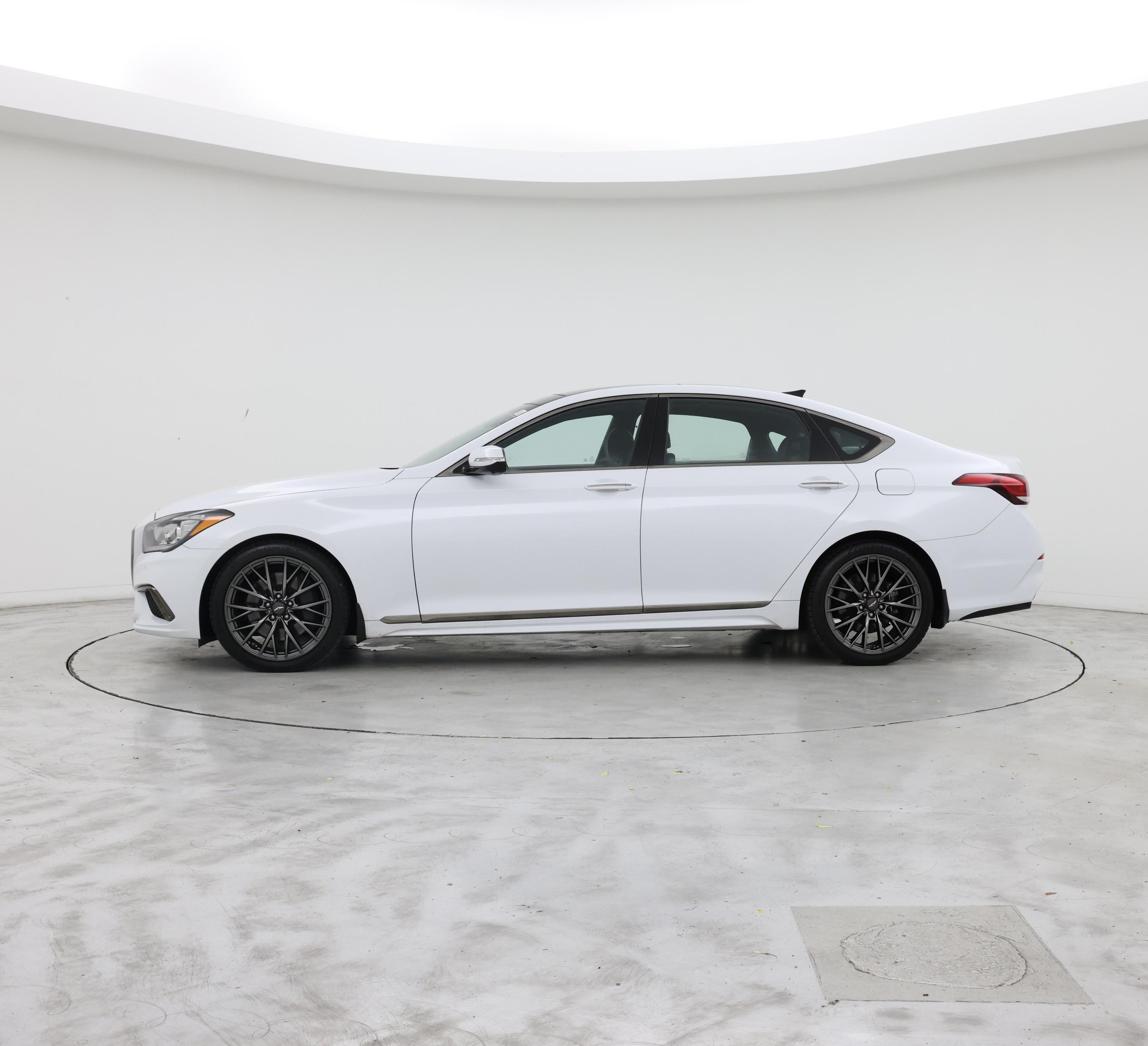 Thumbnail: 2019 Genesis G80 - 3