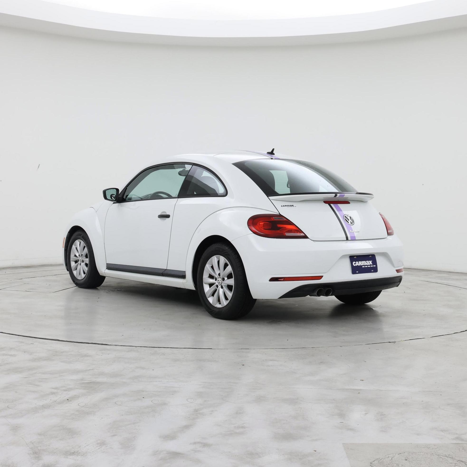 Thumbnail: 2018 Volkswagen Beetle - 2