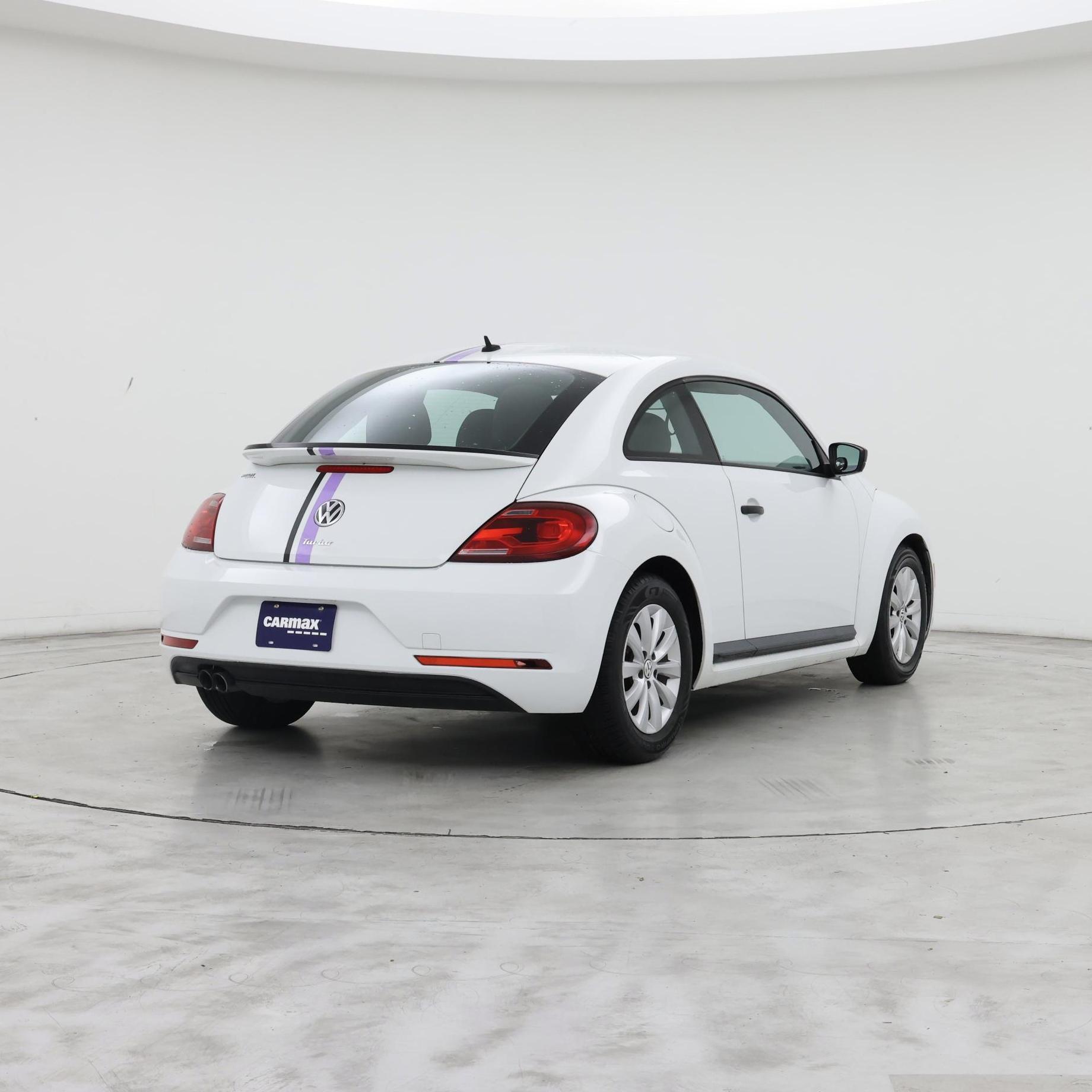 Thumbnail: 2018 Volkswagen Beetle - 8