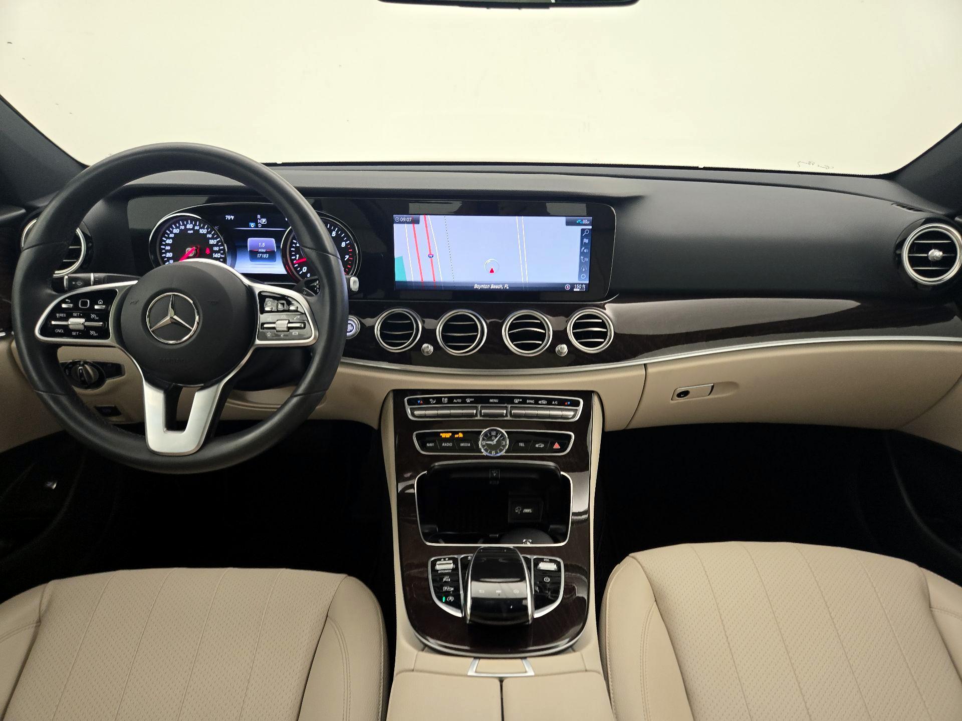 Thumbnail: 2019 Mercedes-Benz E-Class - 9