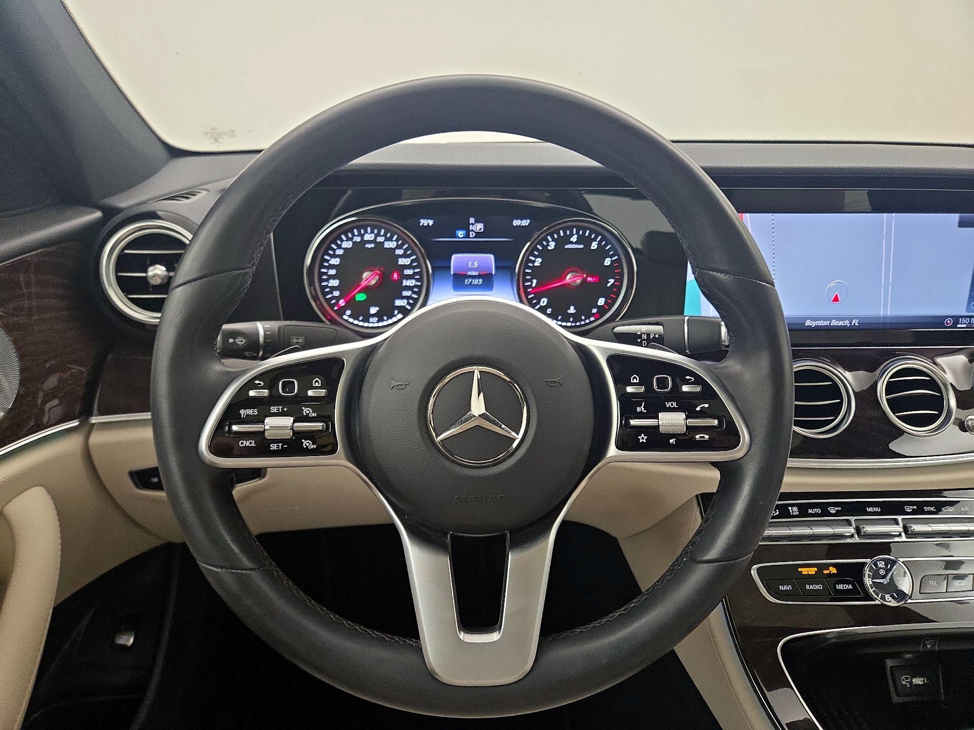 Thumbnail: 2019 Mercedes-Benz E-Class - 10