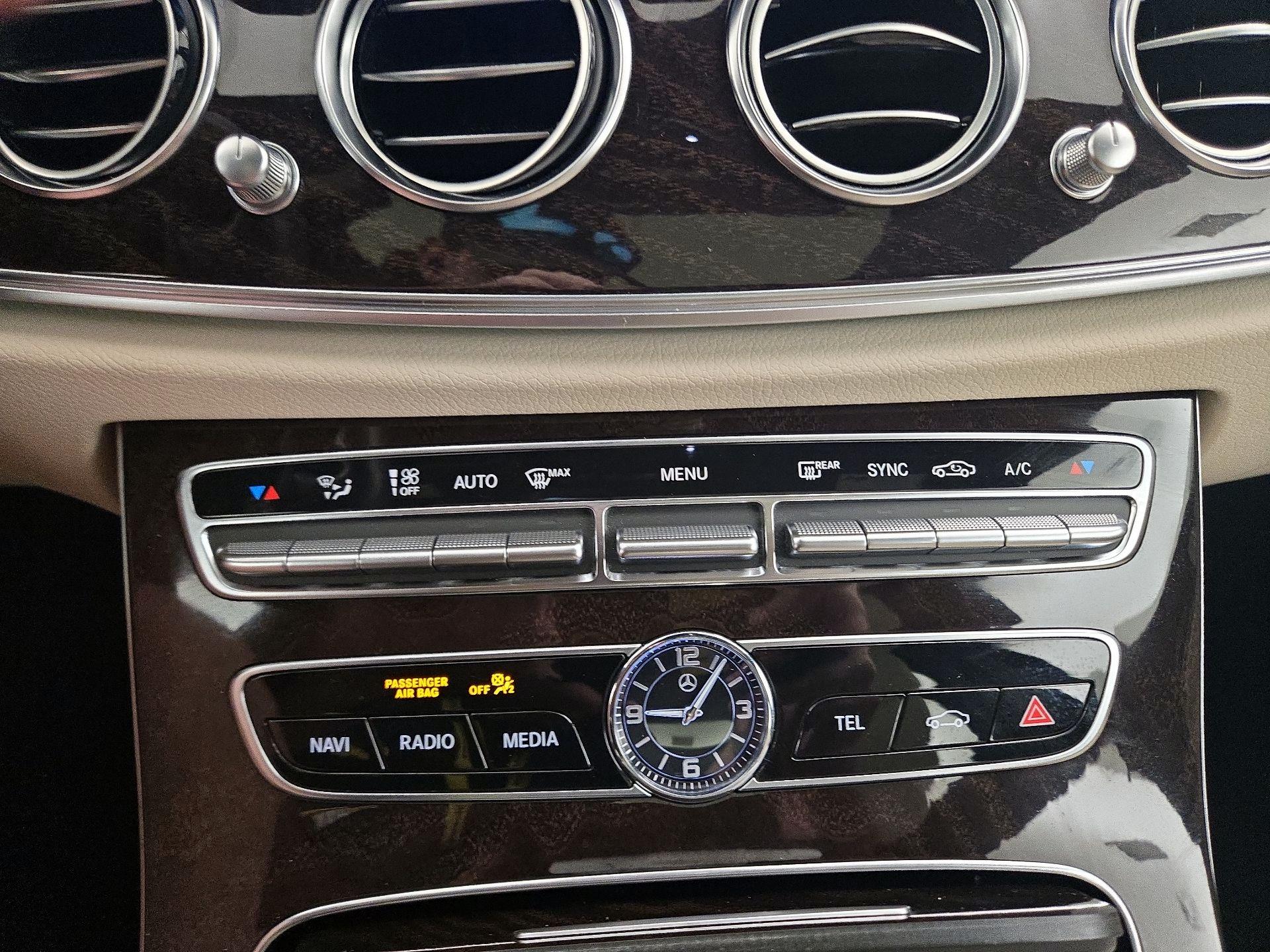 Thumbnail: 2019 Mercedes-Benz E-Class - 17